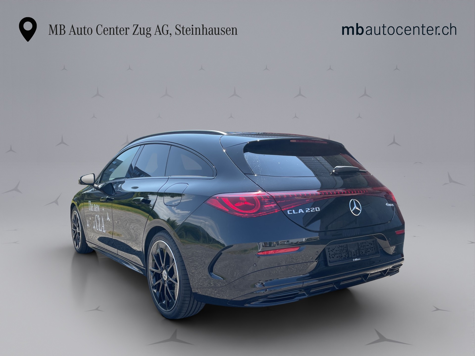MERCEDES-BENZ CLA 220 4-Matic Shooting Brake-showroom-element-2