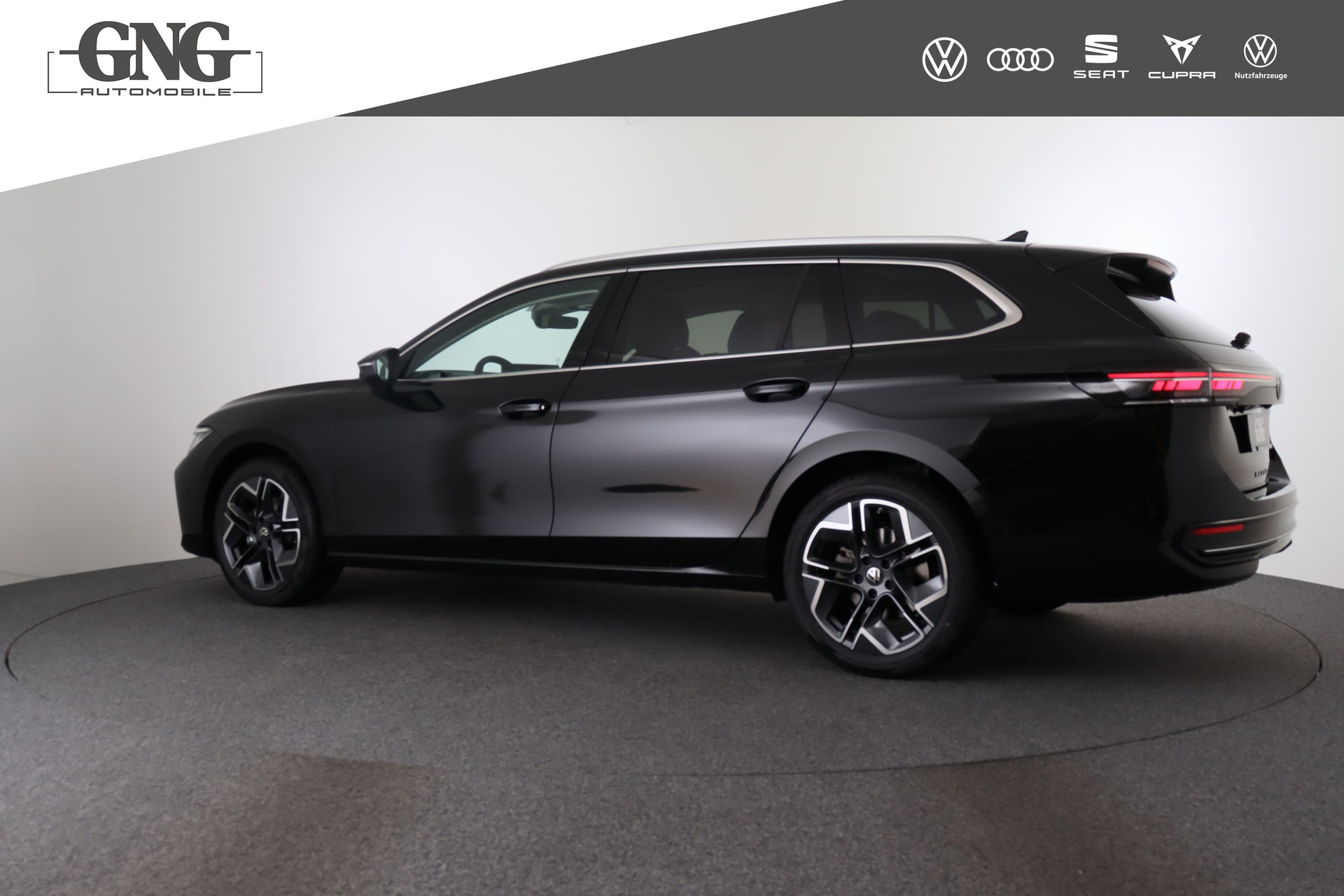 VW Passat Variant 2.0 TDI evo Elegance DSG-image-1