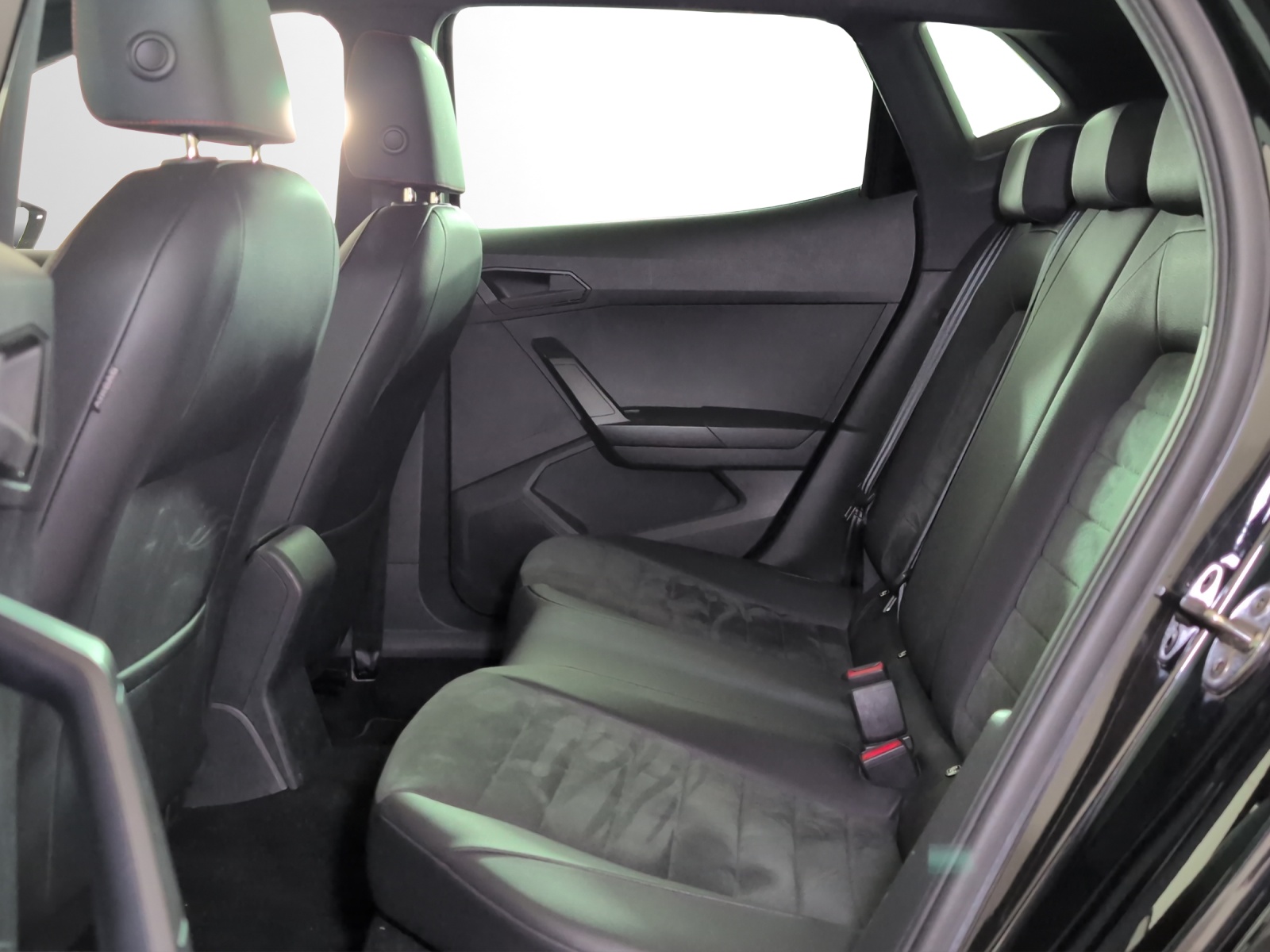 SEAT Ibiza 1.5 EcoTSI Hola FR DSG-image-7