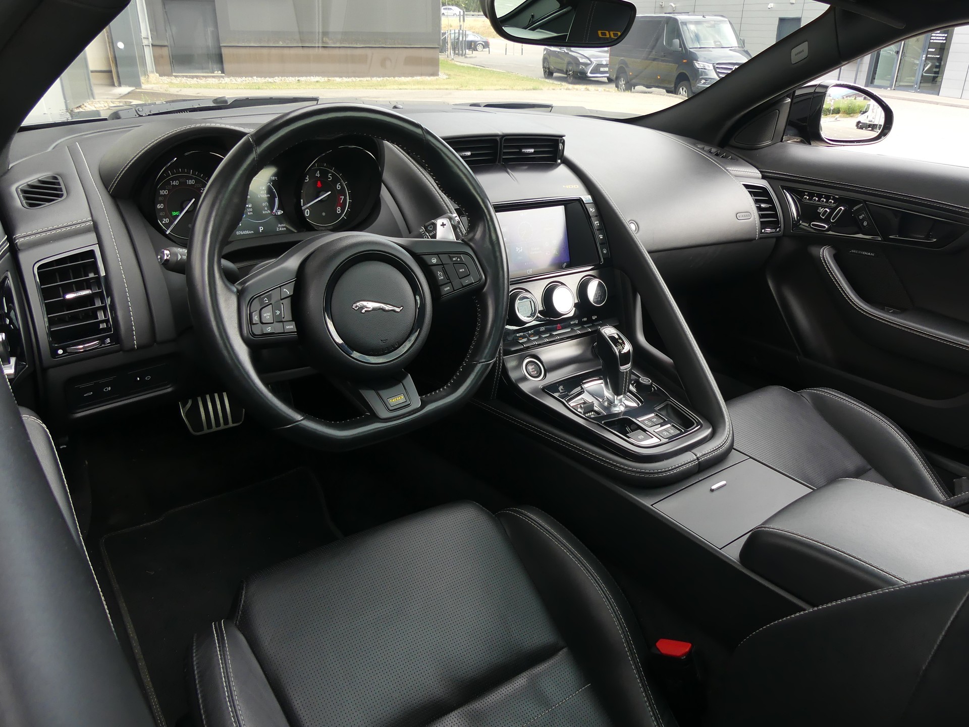 JAGUAR F-Type 3.0 V6 S/C 400 Sport AWD-image-6
