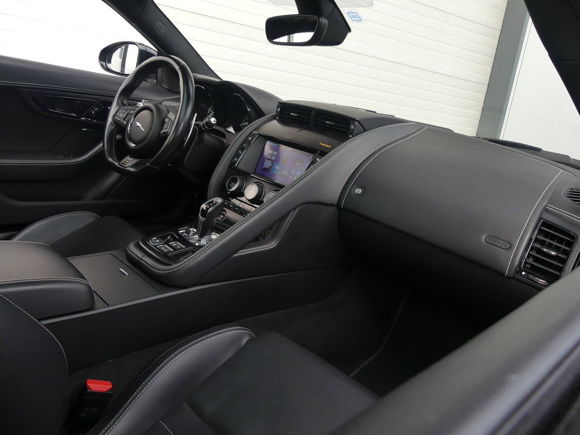 JAGUAR F-Type 3.0 V6 S/C 400 Sport AWD-image-10