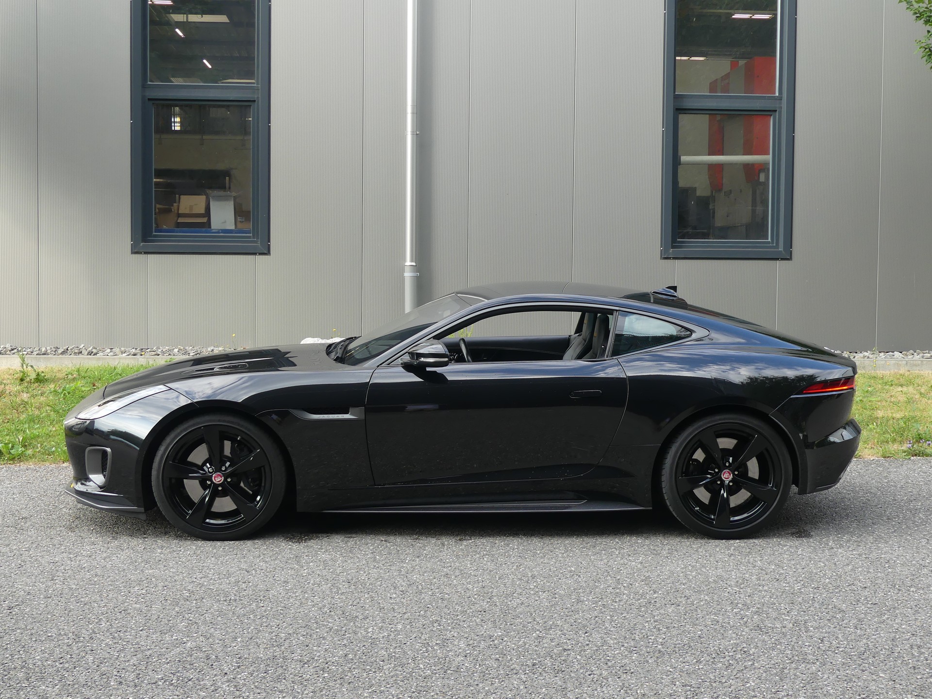 JAGUAR F-Type 3.0 V6 S/C 400 Sport AWD-image-3