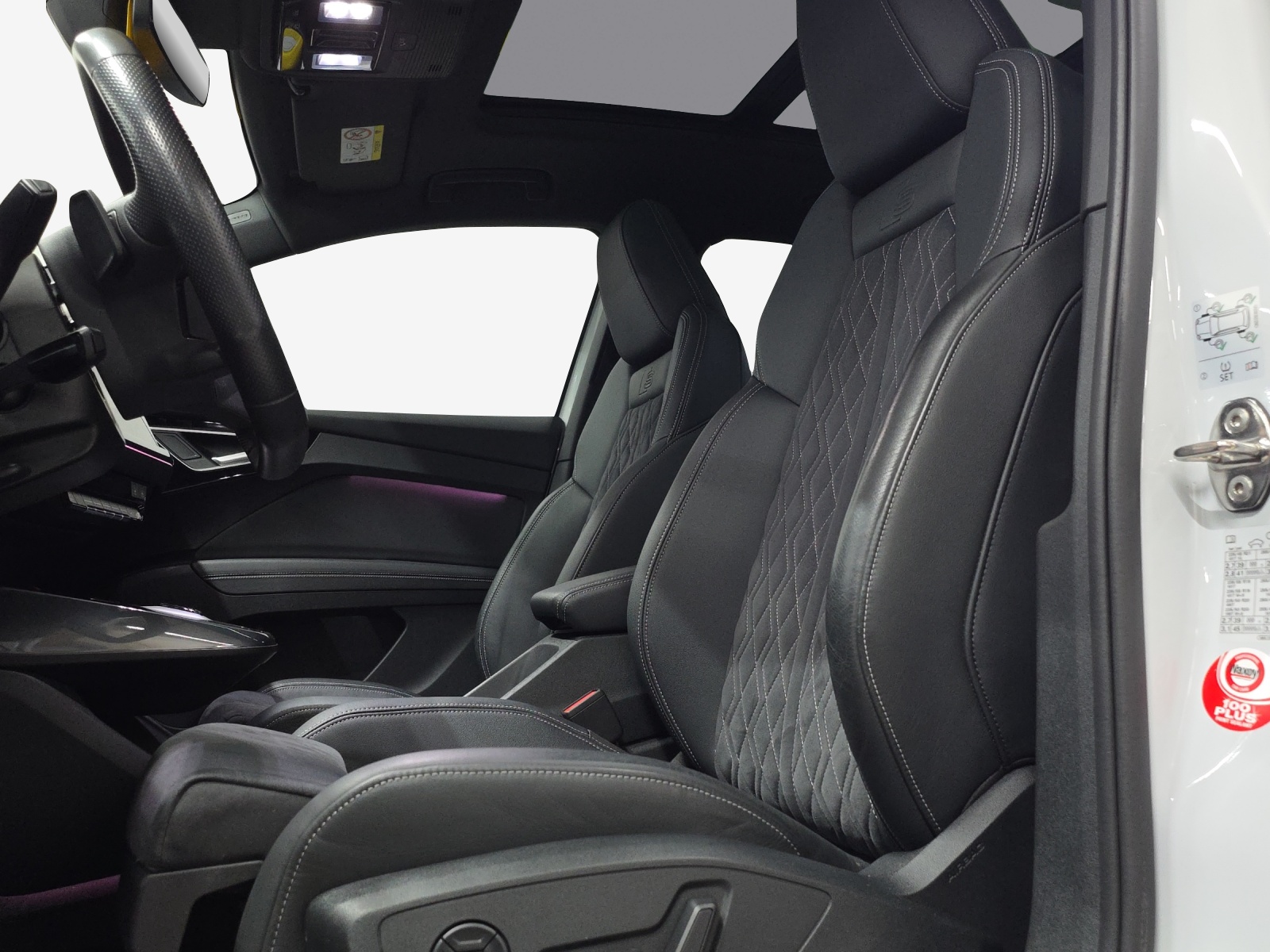 AUDI Q4 e-tron 50 quattro-image-15
