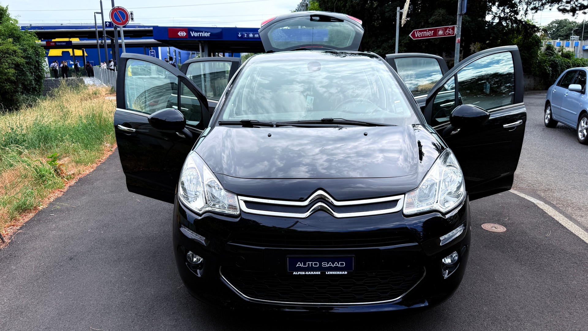 CITROEN C3 1.4i 16V Swiss Style EGS5-image-12