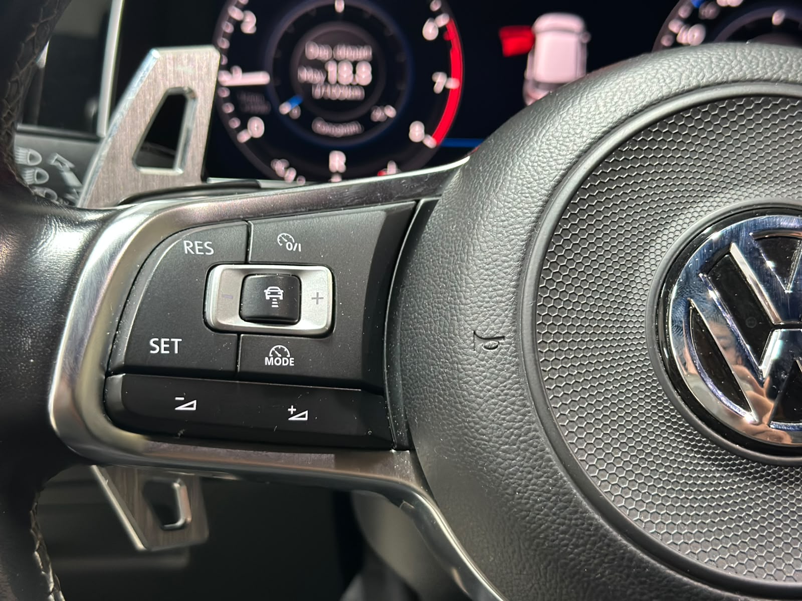VW Golf 1.5 TSI EVO R-Line DSG-image-11