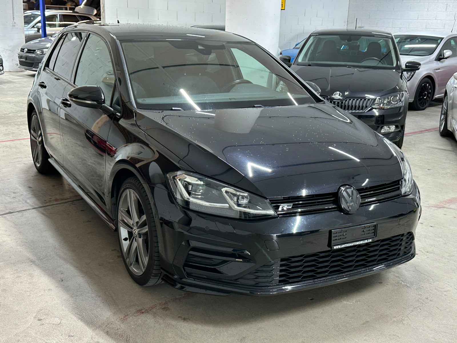VW Golf 1.5 TSI EVO R-Line DSG-image-2