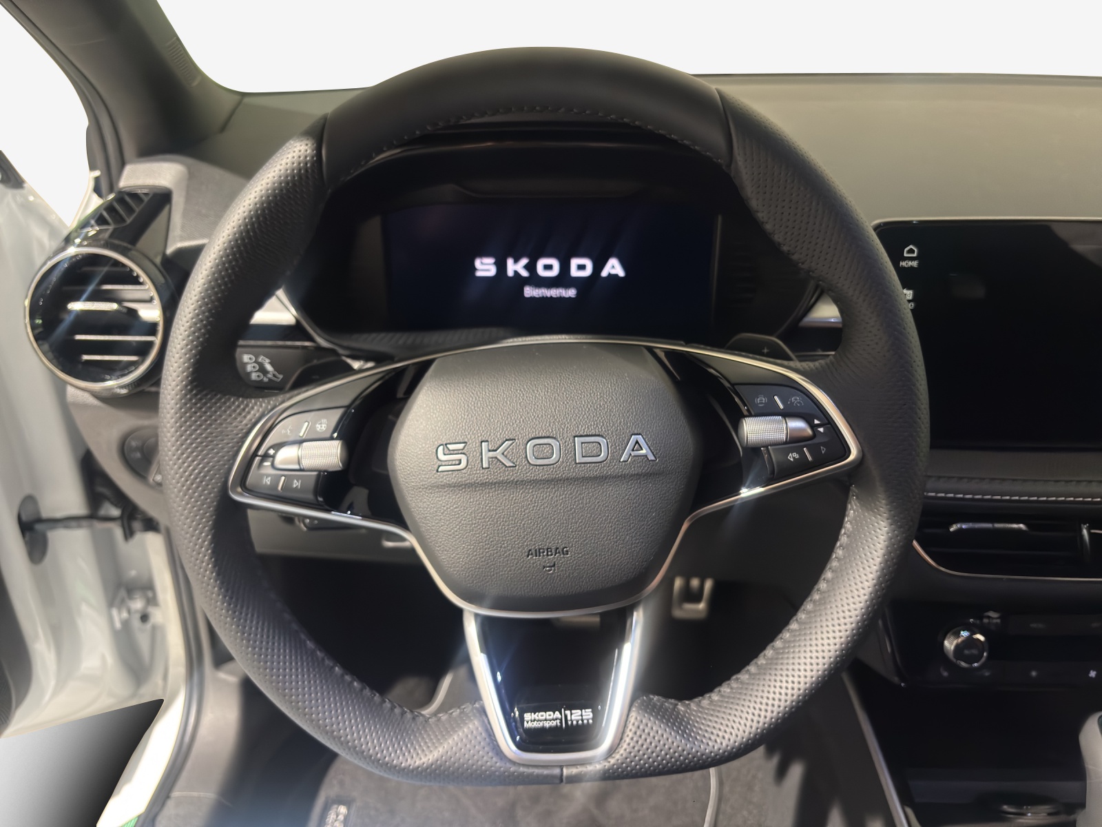 SKODA Fabia 1.5 TSI Motorsport DSG-image-6