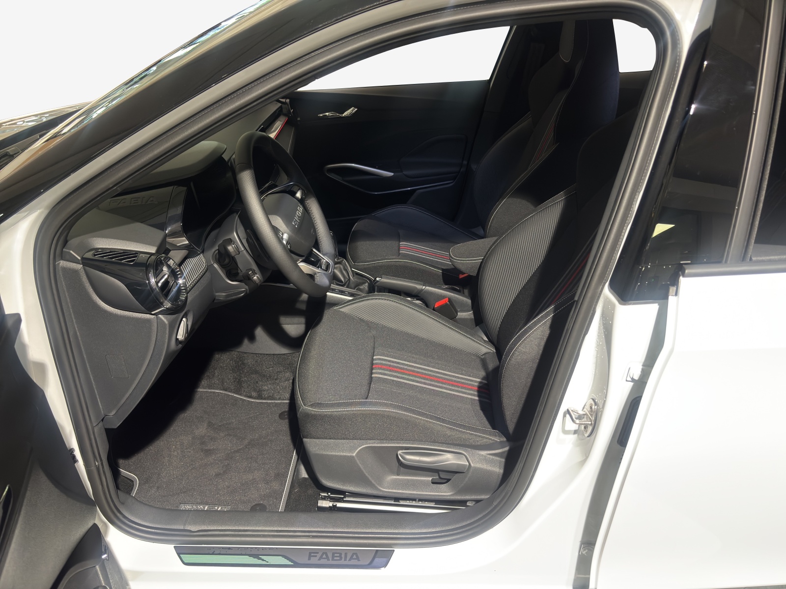 SKODA Fabia 1.5 TSI Motorsport DSG-image-4