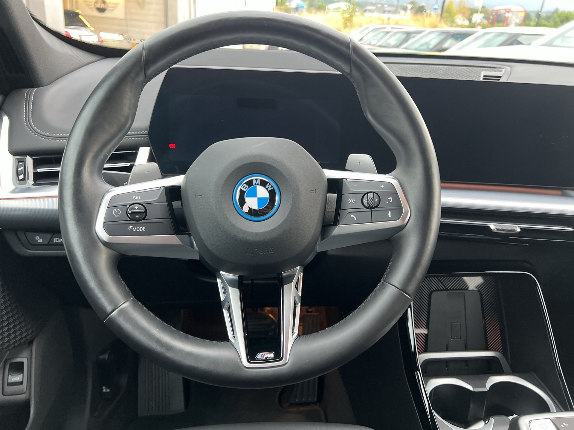 BMW X1 xDrive 25e xLine-image-11
