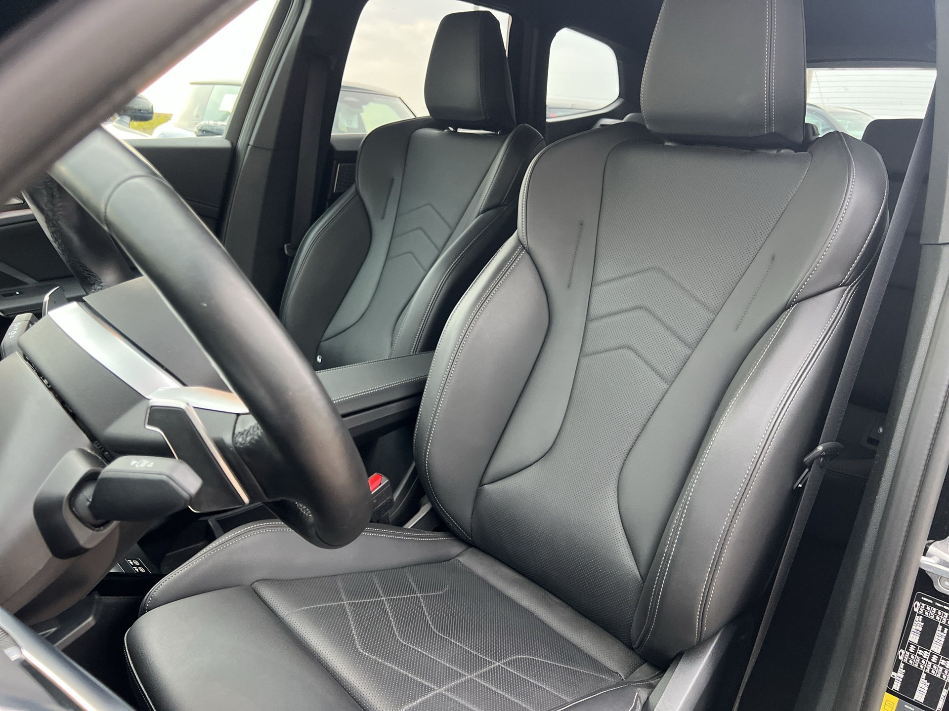BMW X1 xDrive 25e xLine-image-9