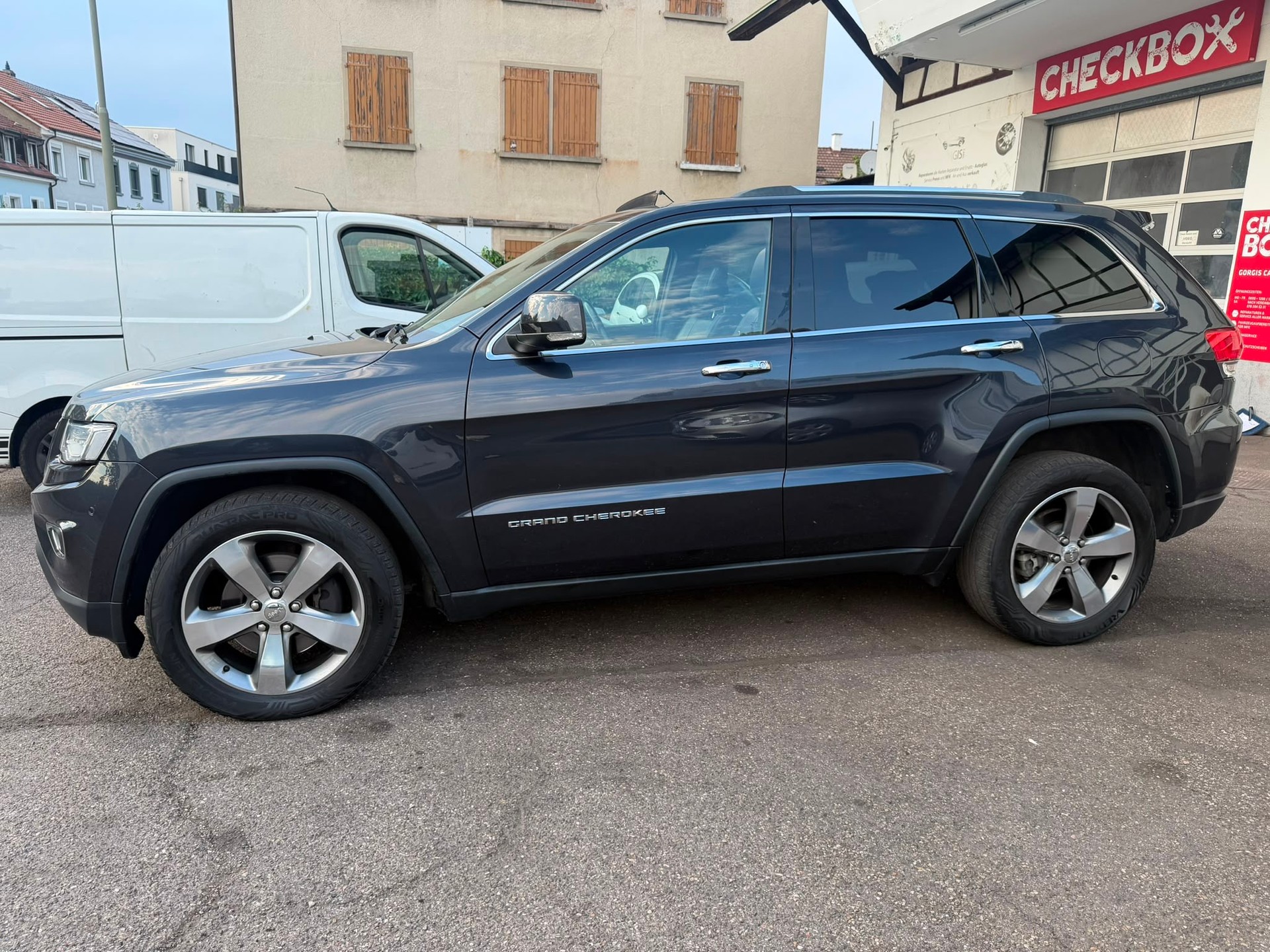 JEEP Grand Cherokee 3.6 V6 Limited Automatic-image-1