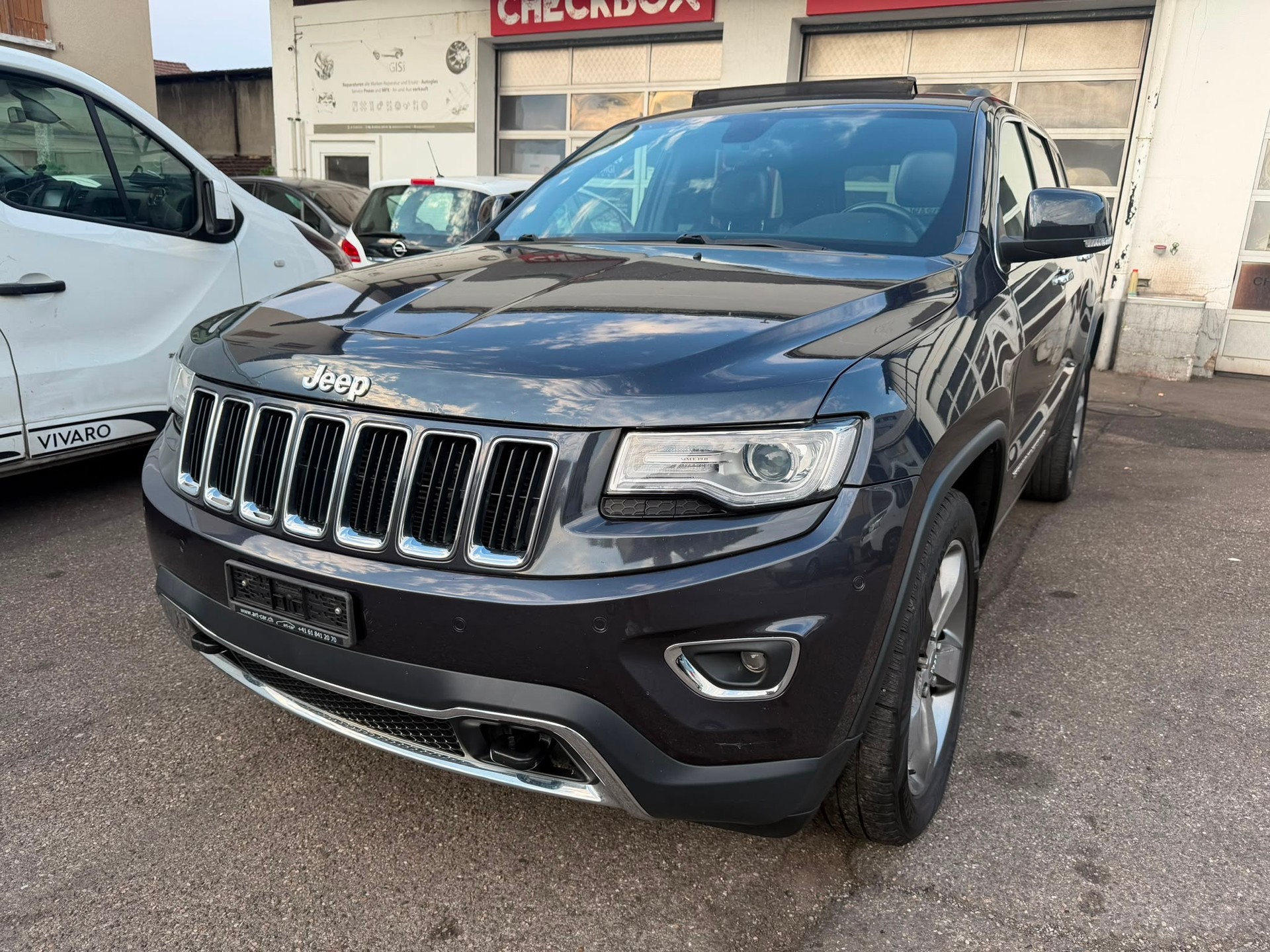 JEEP Grand Cherokee 3.6 V6 Limited Automatic-image-2