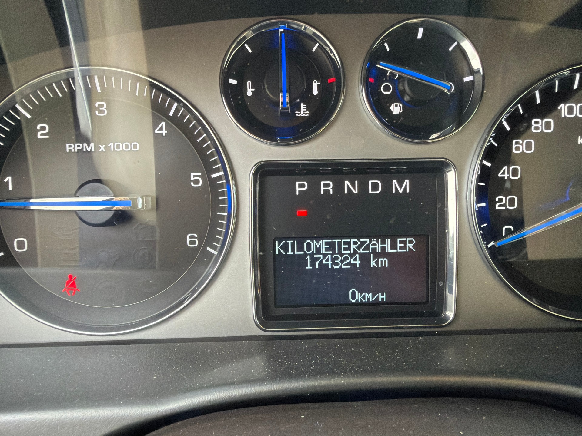 CADILLAC Escalade 6.2 Sport Luxury V8-image-14