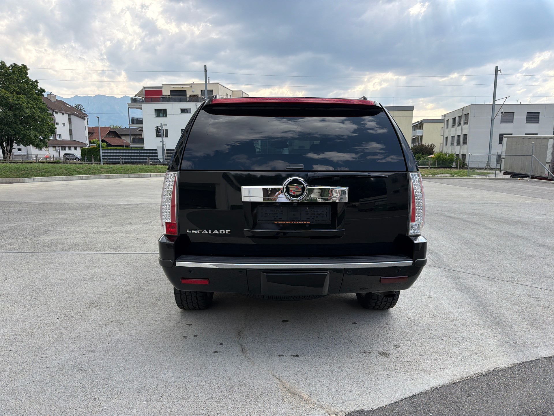 CADILLAC Escalade 6.2 Sport Luxury V8-image-3