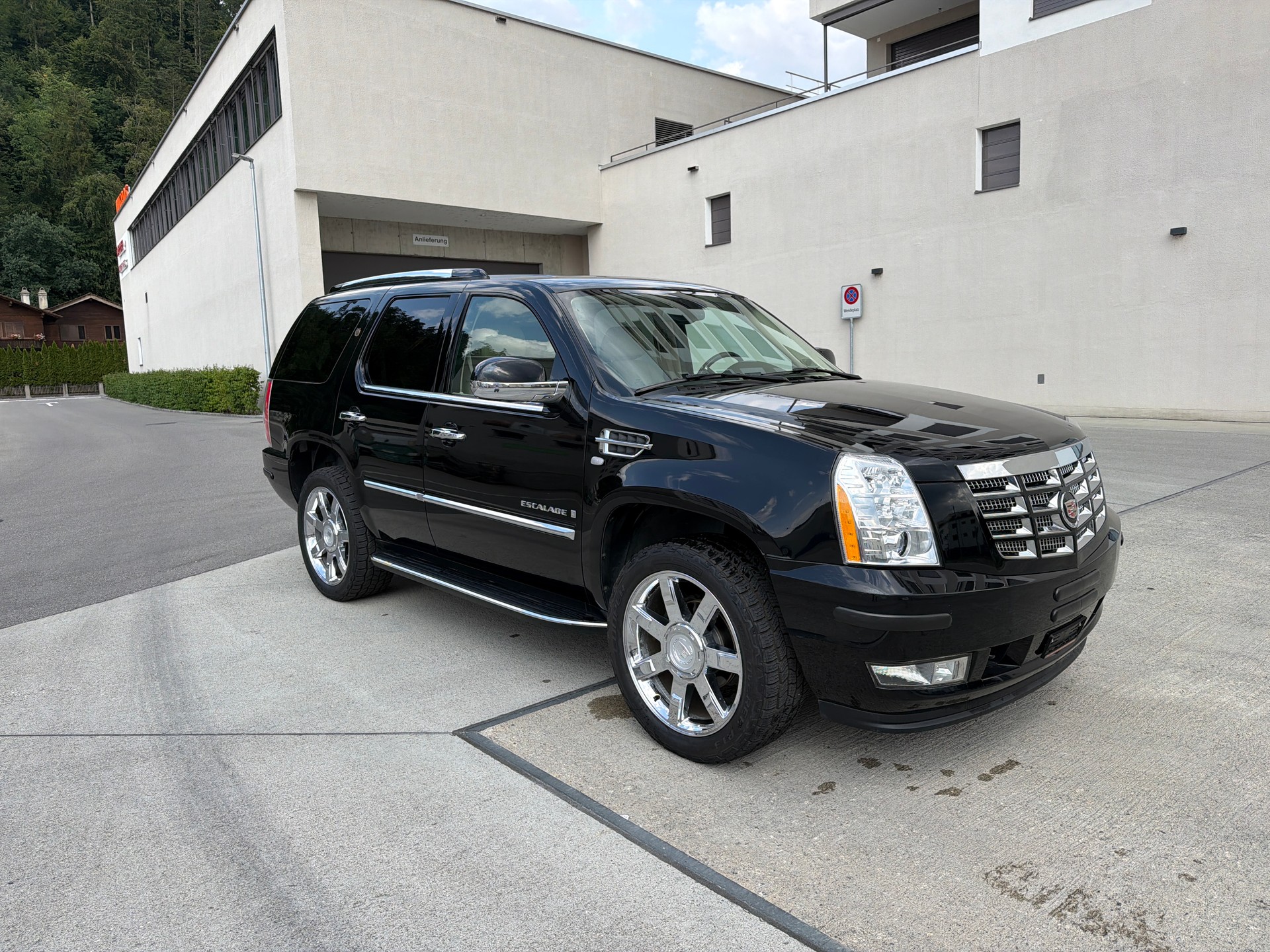 CADILLAC Escalade 6.2 Sport Luxury V8-image-6