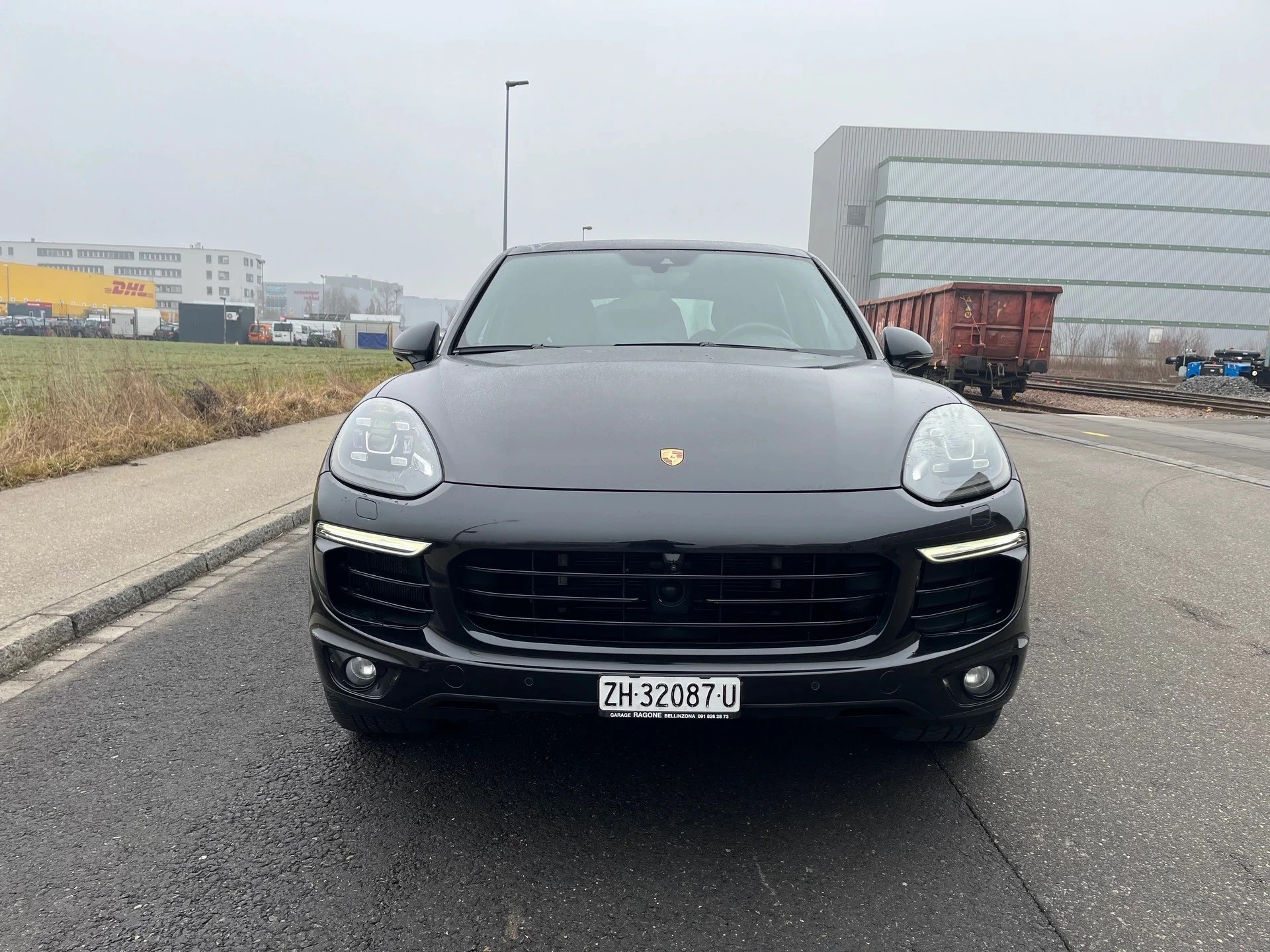 PORSCHE Cayenne S E-Hybrid Platinum Edition-image-1