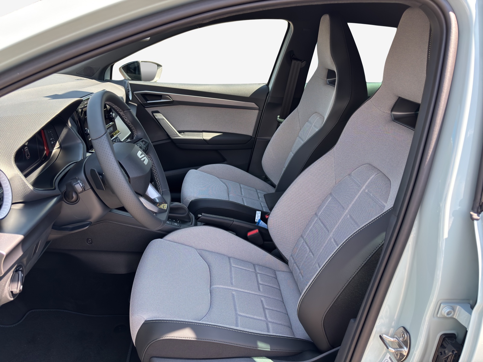 SEAT Ibiza 1.0 EcoTSI FR DSG-image-7