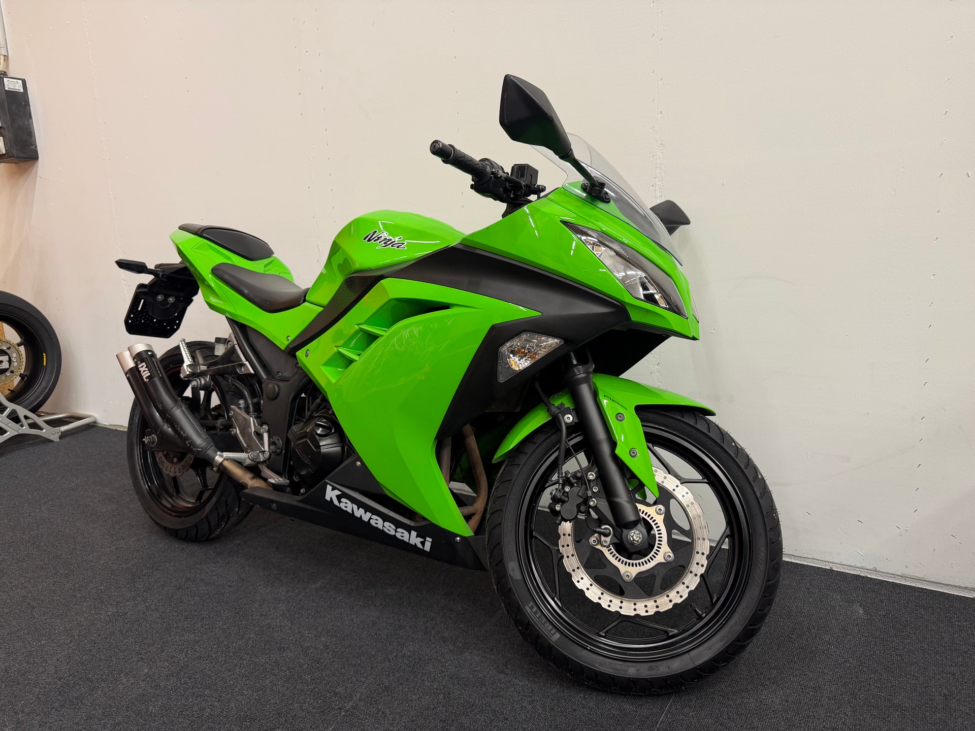 KAWASAKI Ninja 300 ABS-image-4
