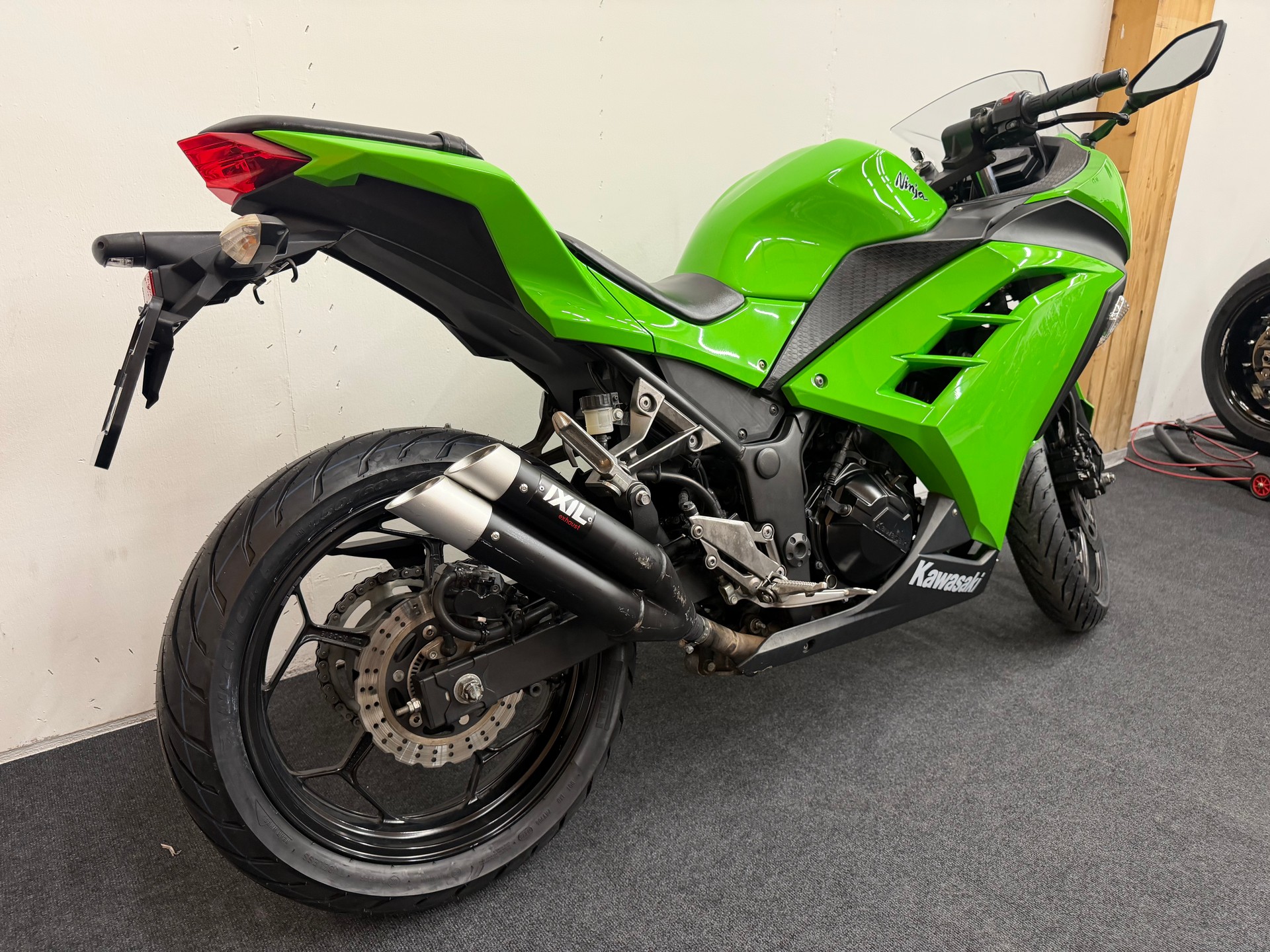 KAWASAKI Ninja 300 ABS-image-5