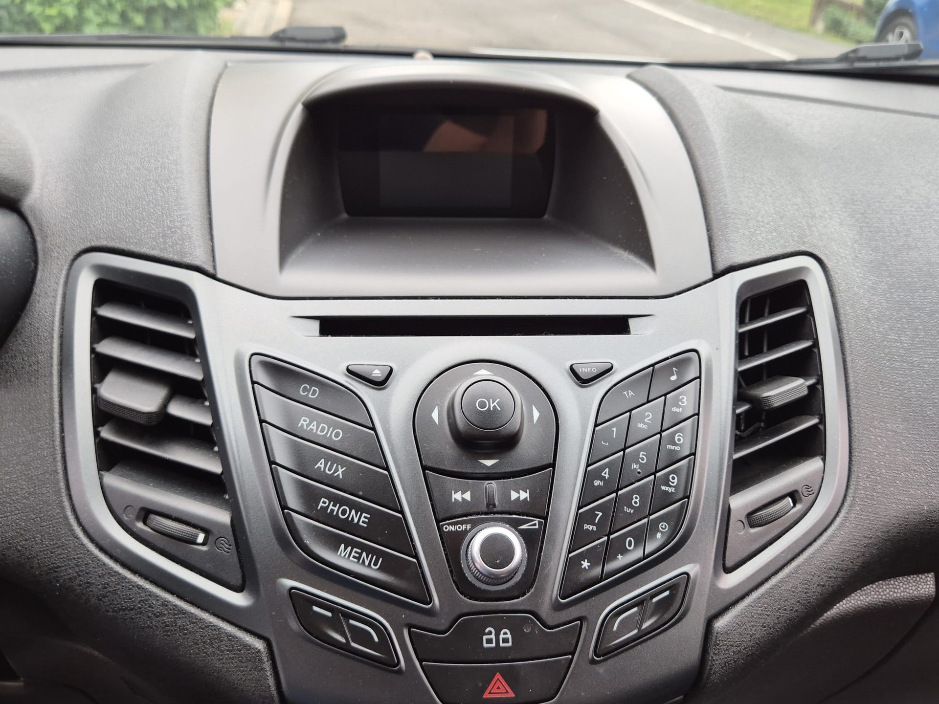 FORD Fiesta 1.0 SCTi Trend-image-7