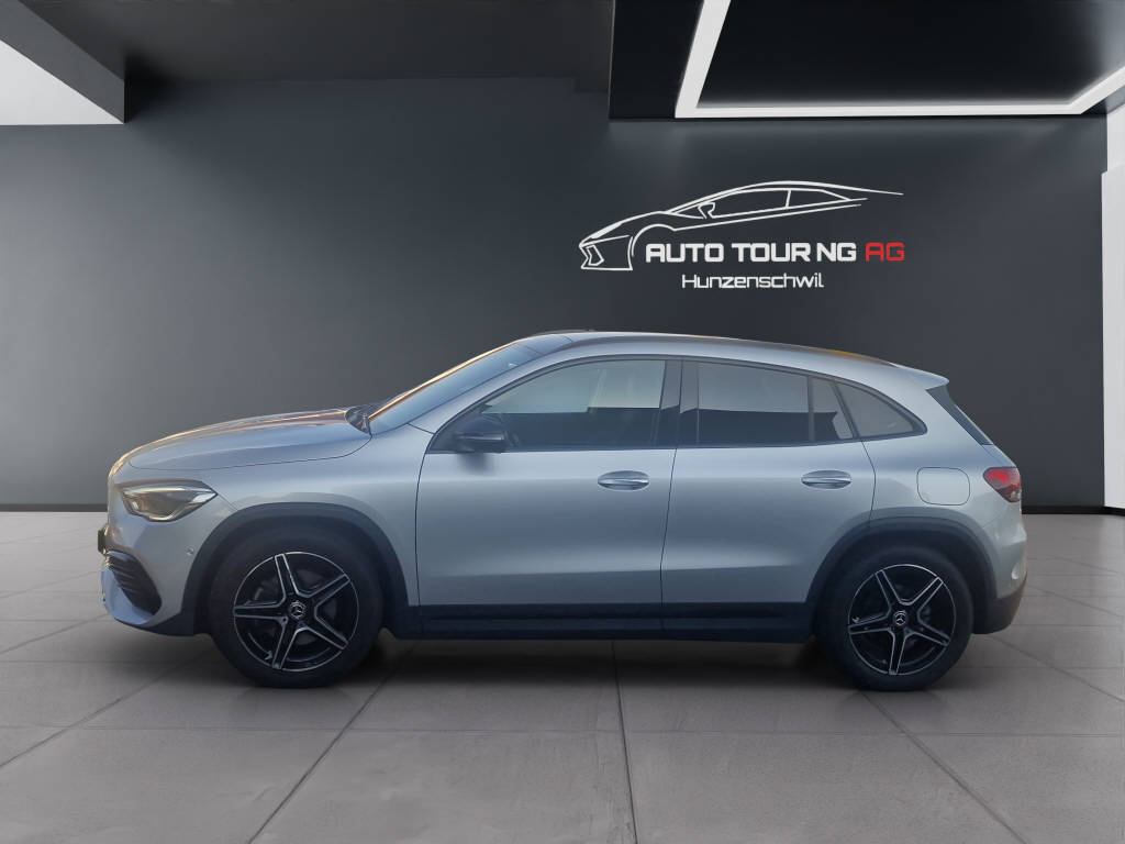 MERCEDES-BENZ GLA 200 AMG Line 4matic-image-5