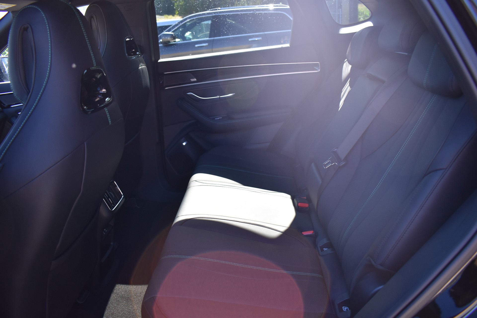 BYD Seal U DM-i Comfort-image-9