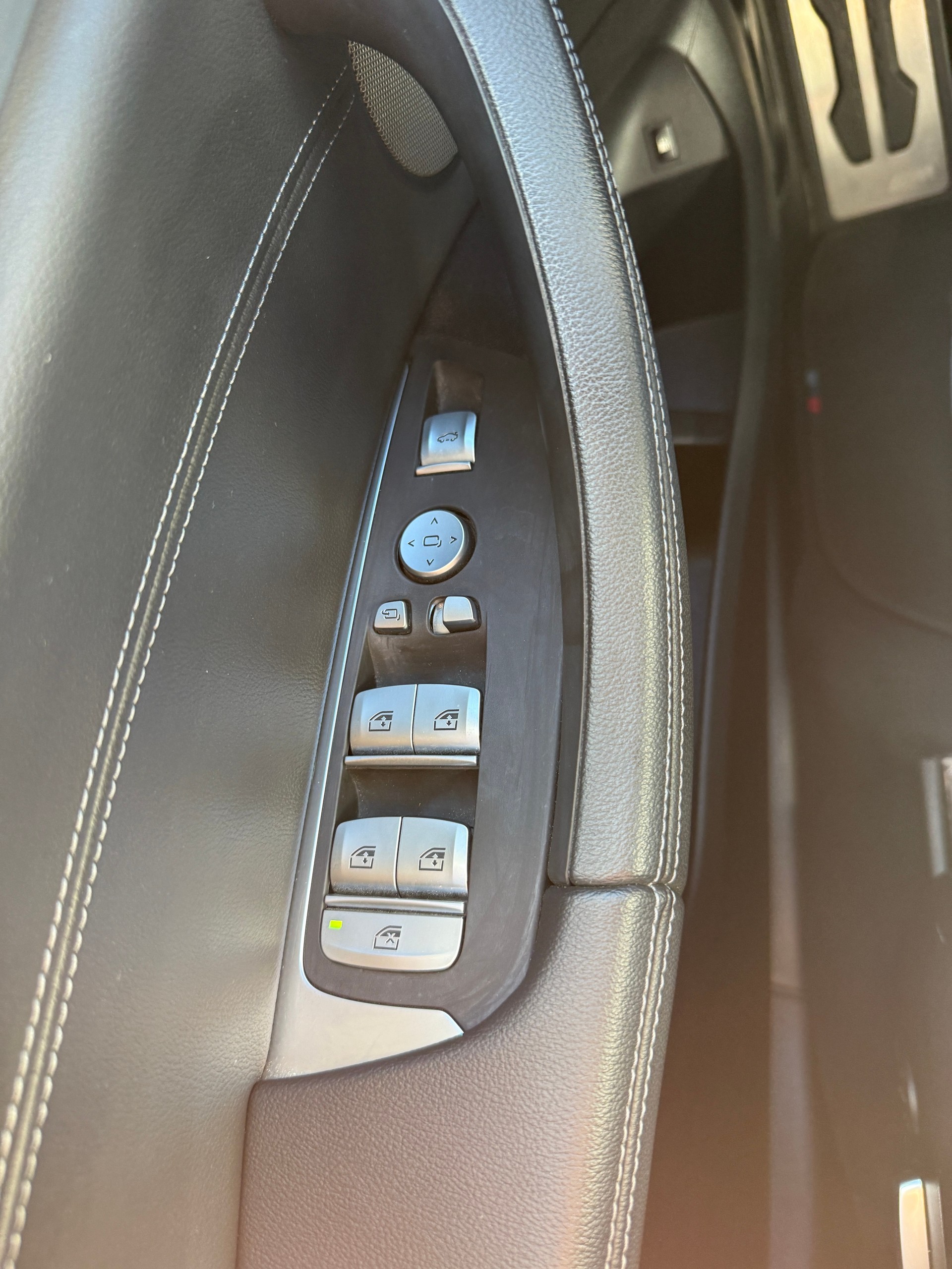 BMW X3 xDrive 30e M Sport-image-25