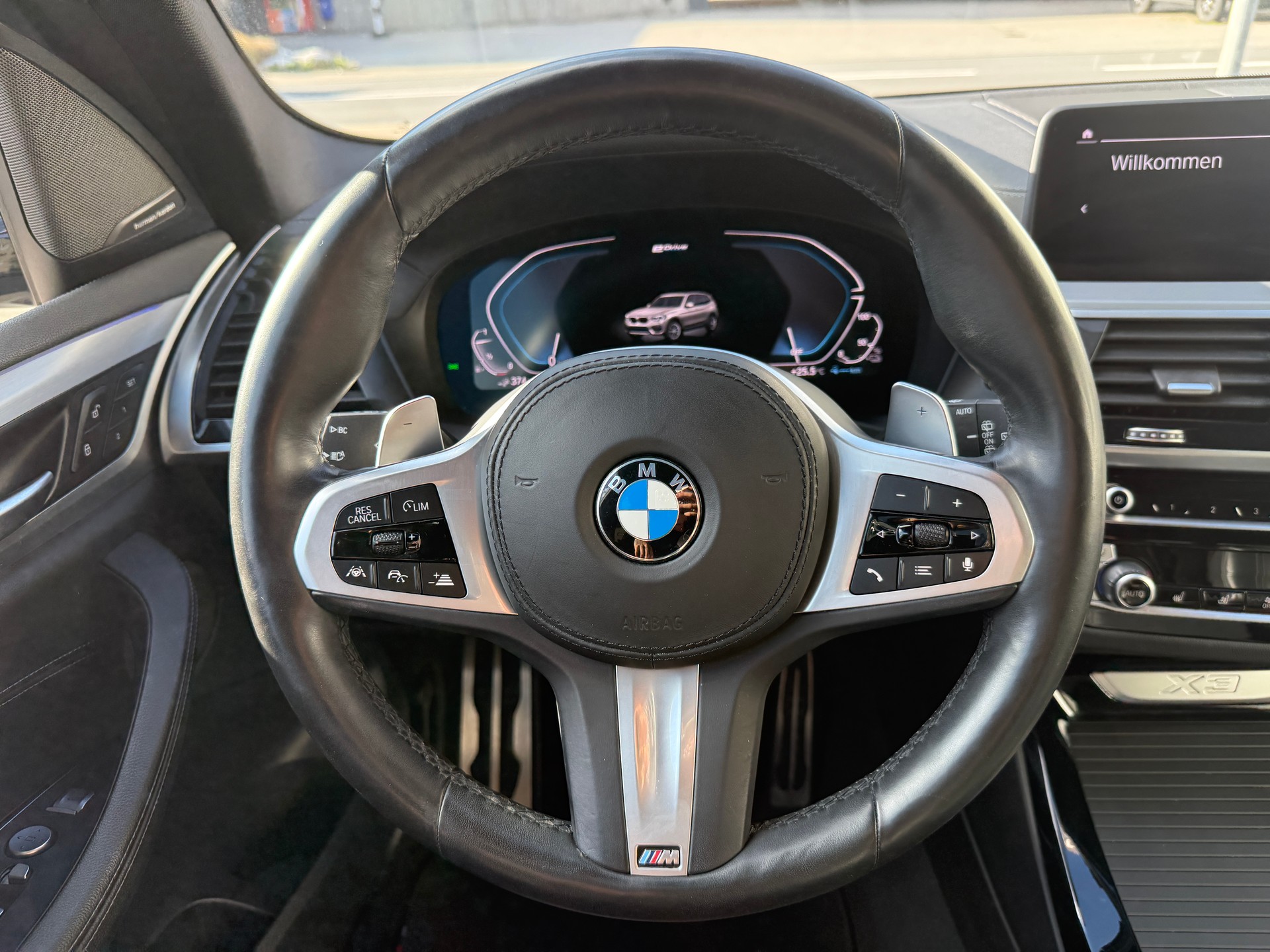 BMW X3 xDrive 30e M Sport-image-16