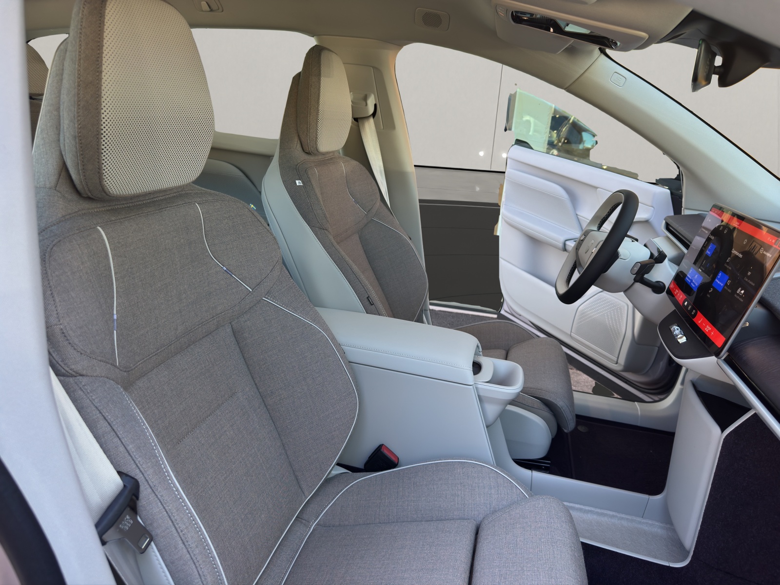 VOLVO EX60 Twin Ultra AWD-image-11
