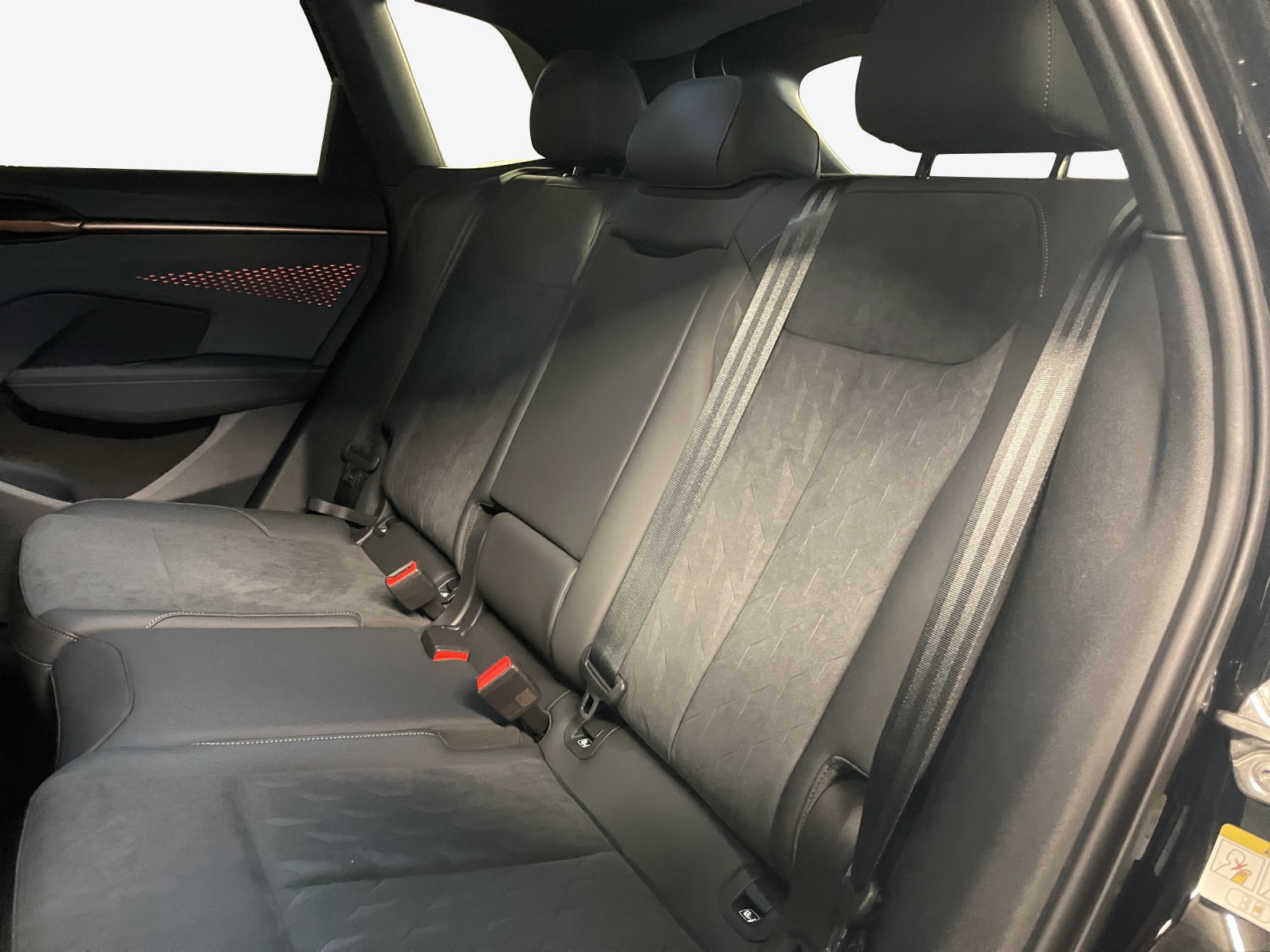 CUPRA Terramar 1.5 eHybrid Prime Edition VZ DSG-image-12