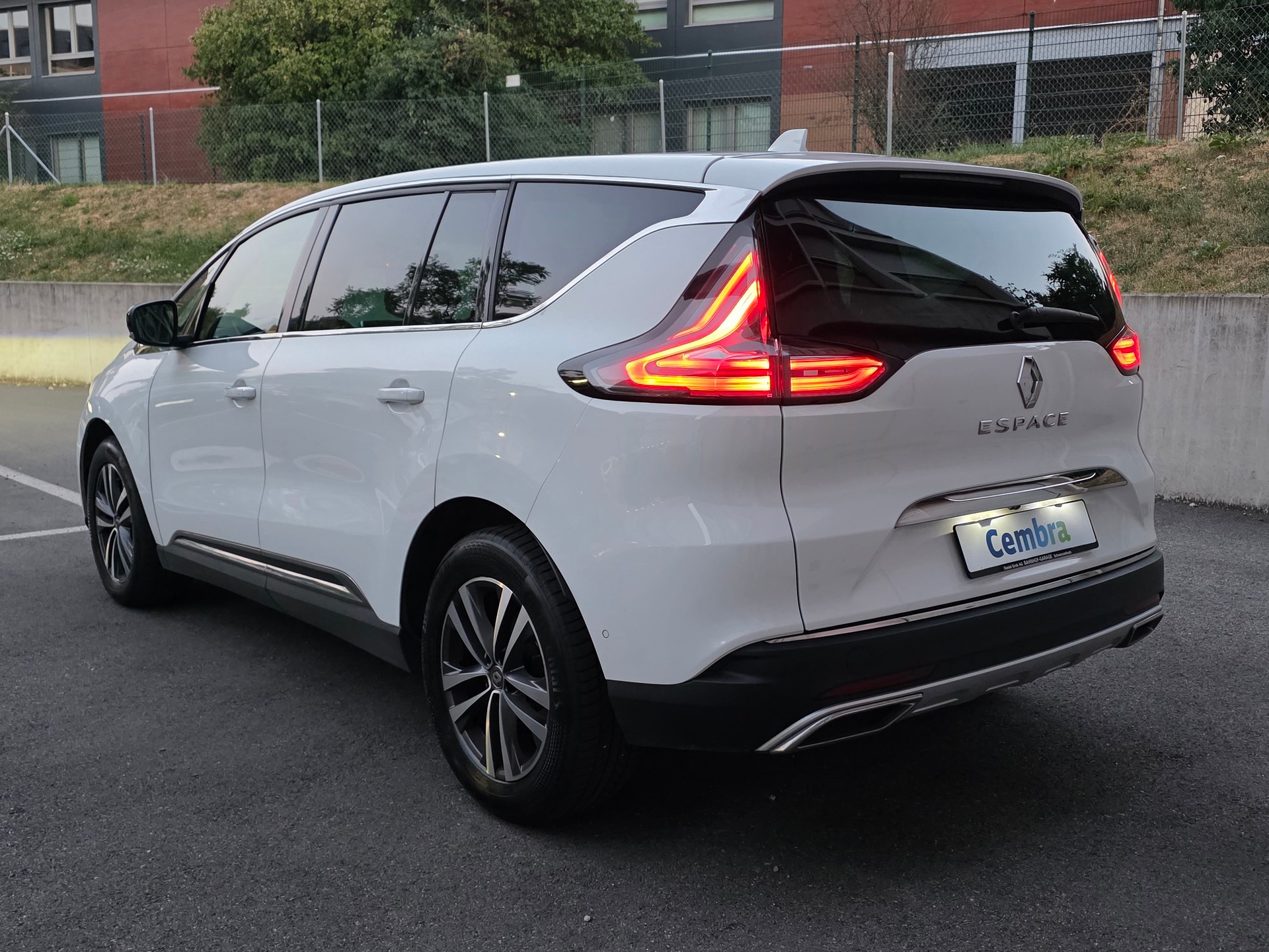 RENAULT Espace 2.0 dCi Intens EDC 6-image-4