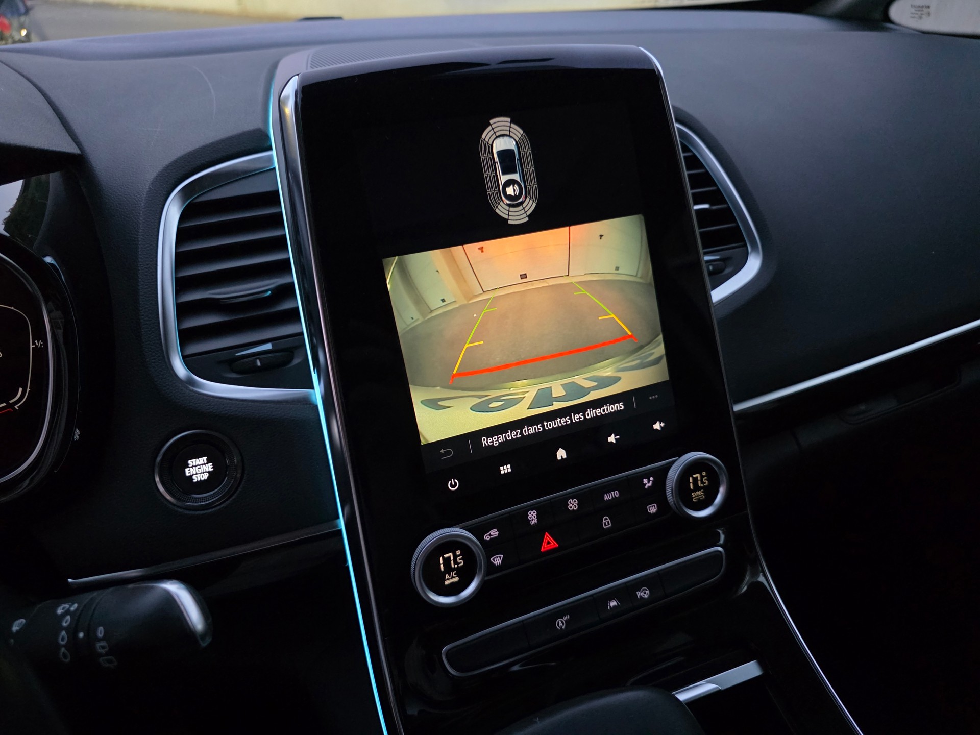 RENAULT Espace 2.0 dCi Intens EDC 6-image-8
