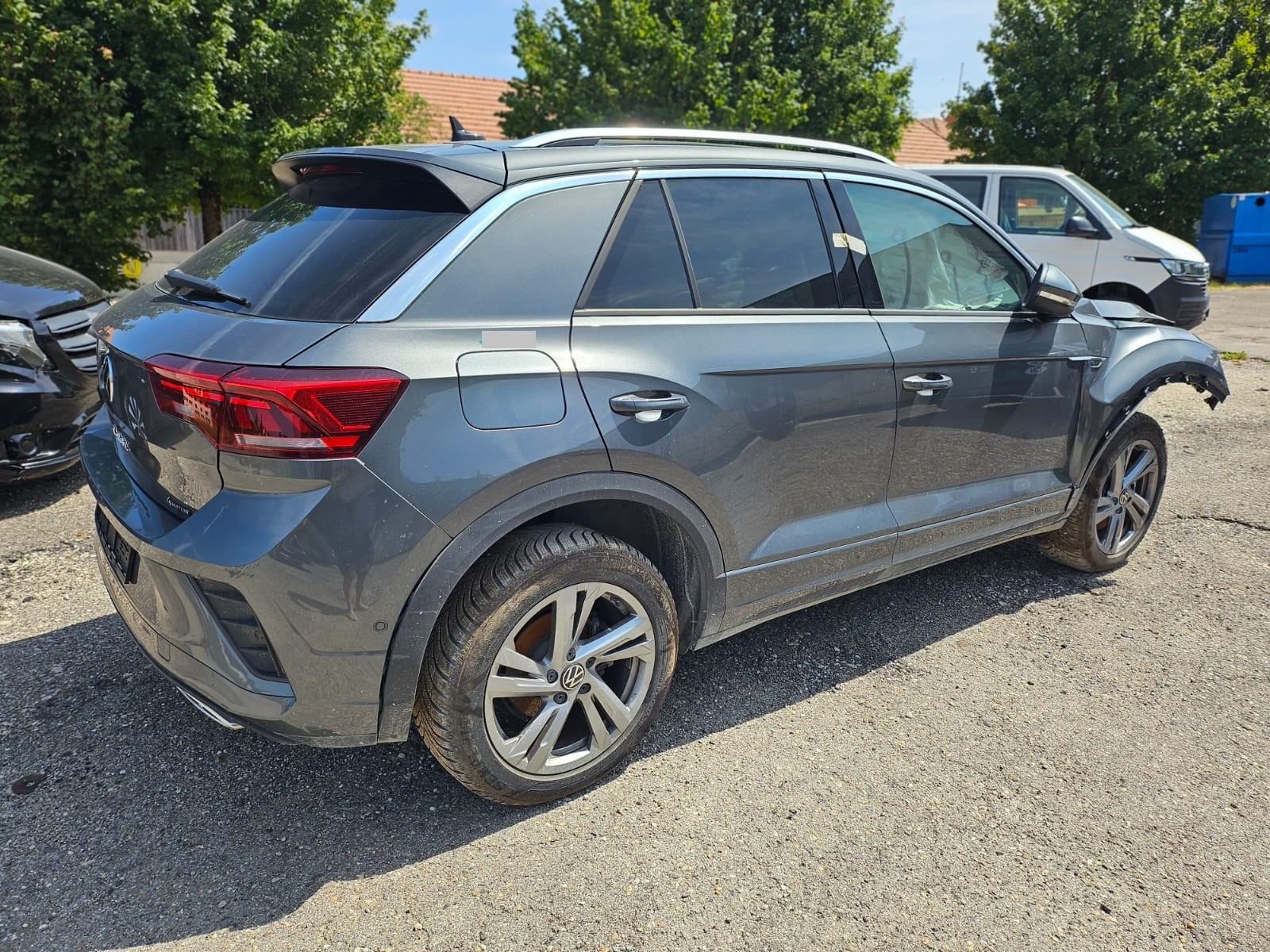 VW T-Roc 2.0 TSI R-Line DSG 4Motion BESCHADIG ENDOMMAGE-image-1