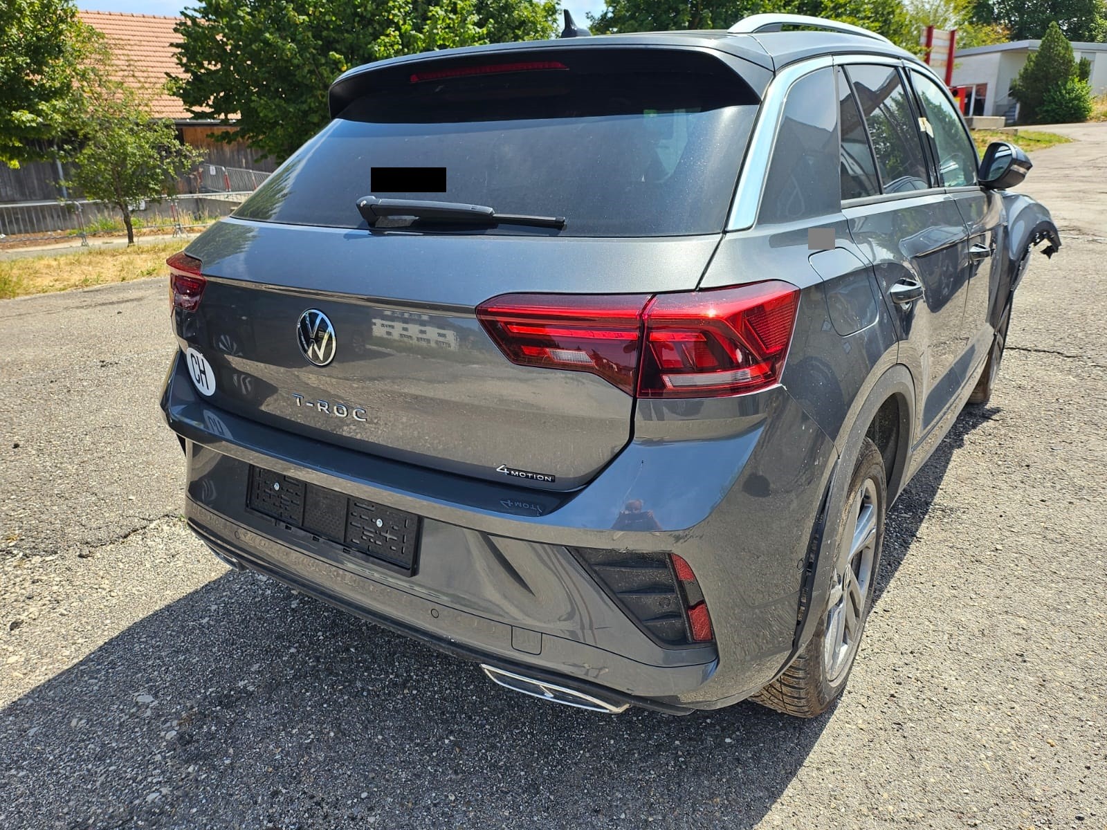 VW T-Roc 2.0 TSI R-Line DSG 4Motion BESCHADIG ENDOMMAGE-image-0