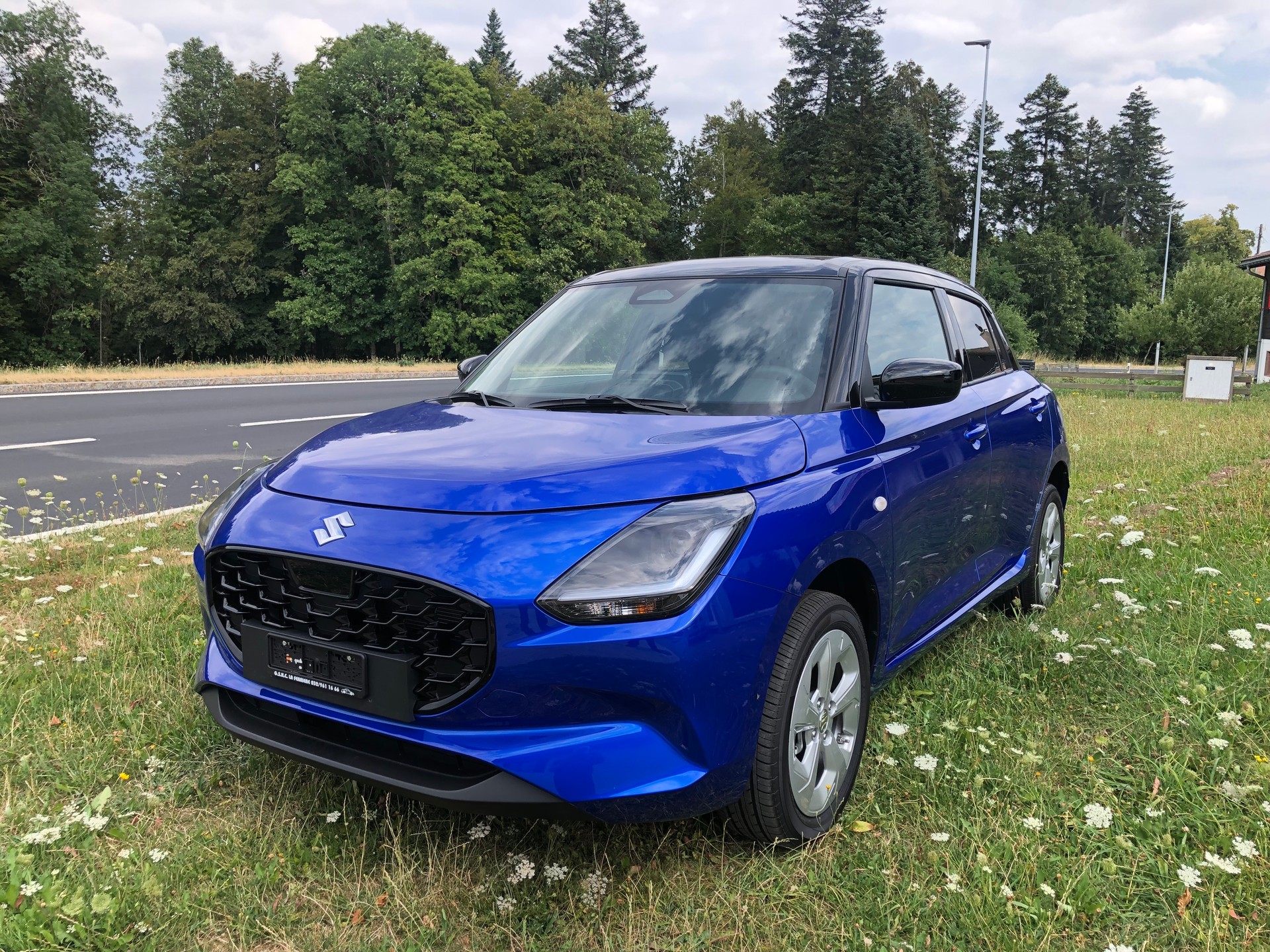 SUZUKI Swift 1.2 Compact+ Hybrid 4x4-image-0