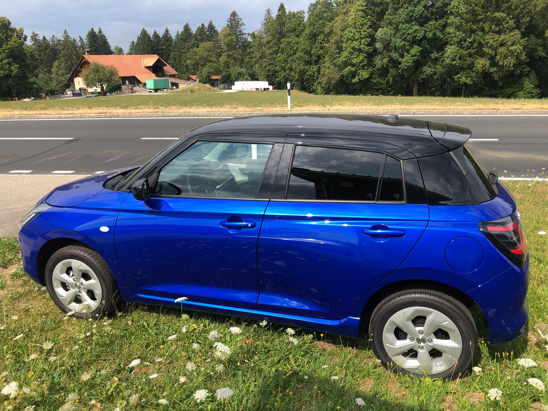 SUZUKI Swift 1.2 Compact+ Hybrid 4x4-image-6