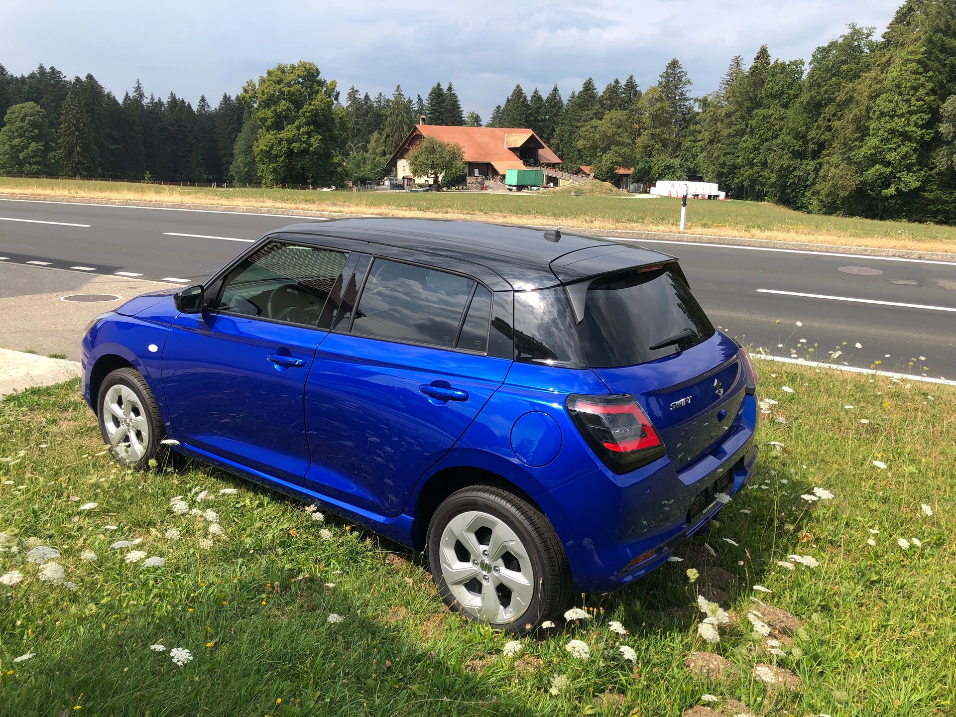 SUZUKI Swift 1.2 Compact+ Hybrid 4x4-image-8