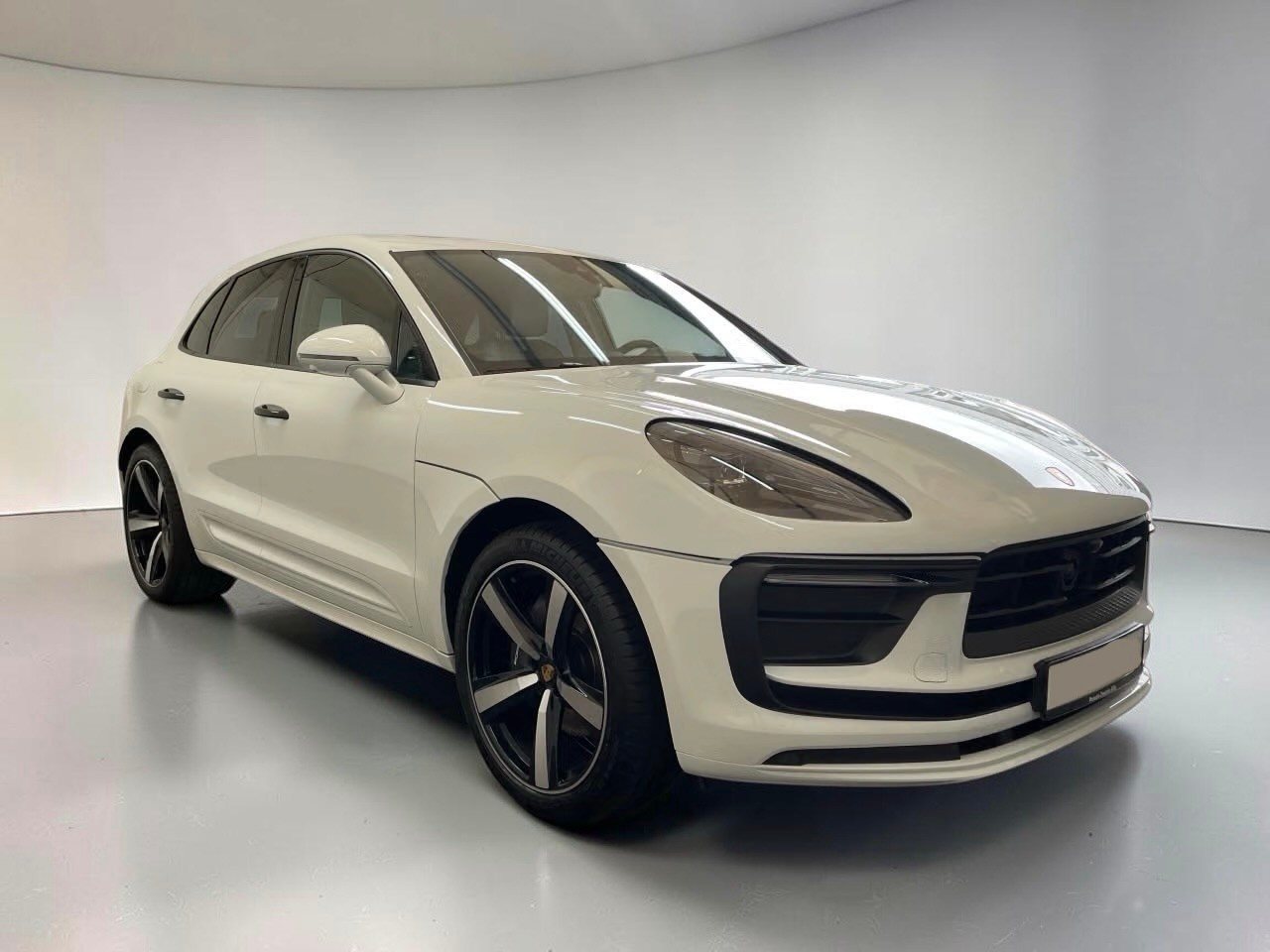 PORSCHE Macan PDK-image-0