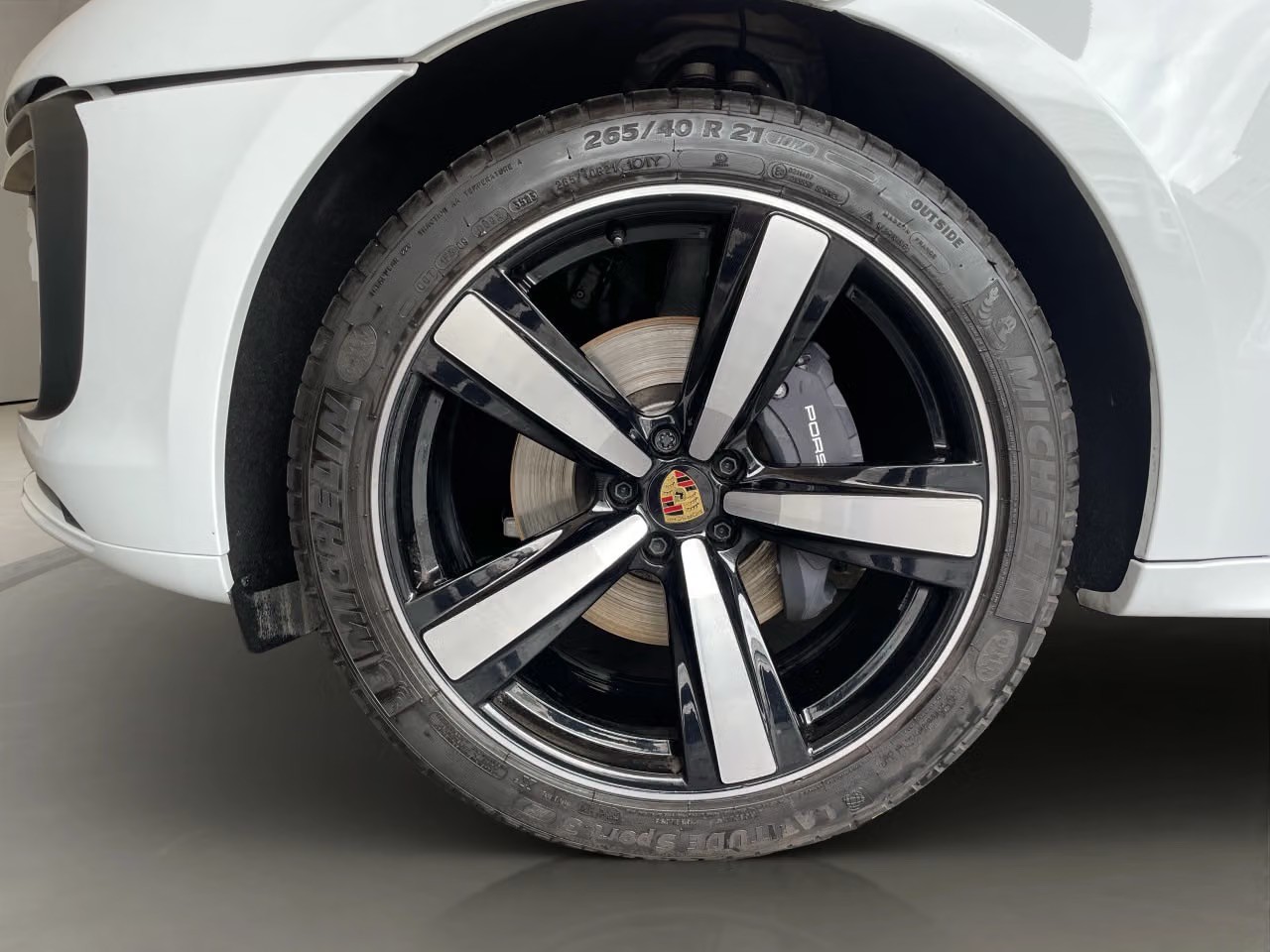 PORSCHE Macan PDK-image-12