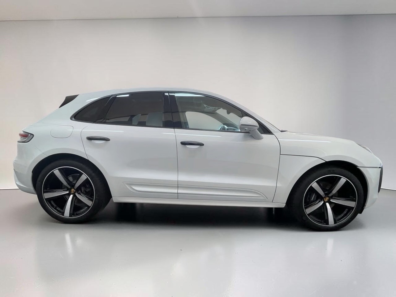 PORSCHE Macan PDK-image-3