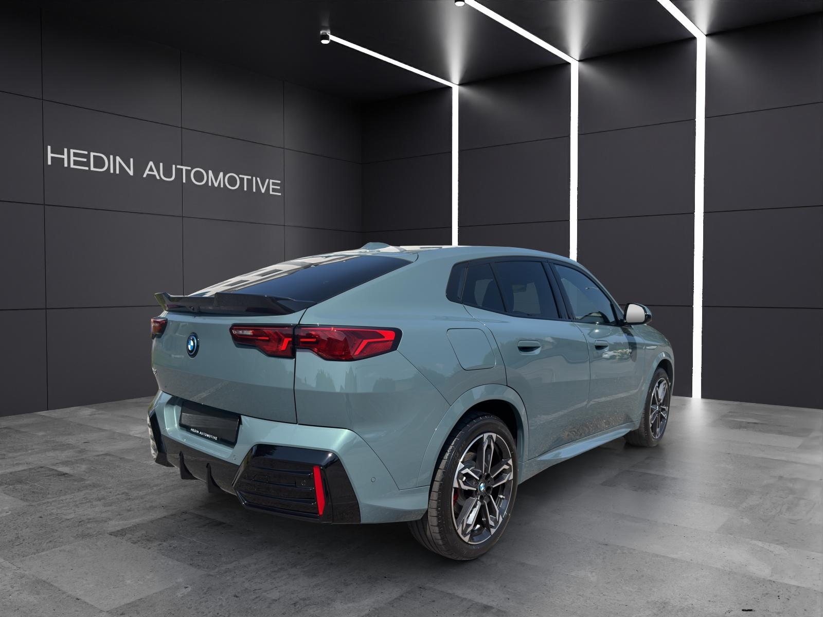 BMW iX2 30 xDrive-image-5
