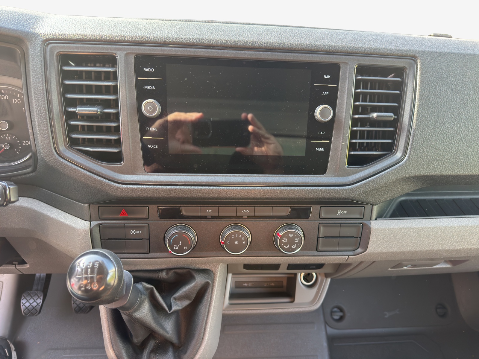 VW Crafter 35 2.0 TDI Kipp./Prits./Koffer+Heb. Champion HD L4-image-10
