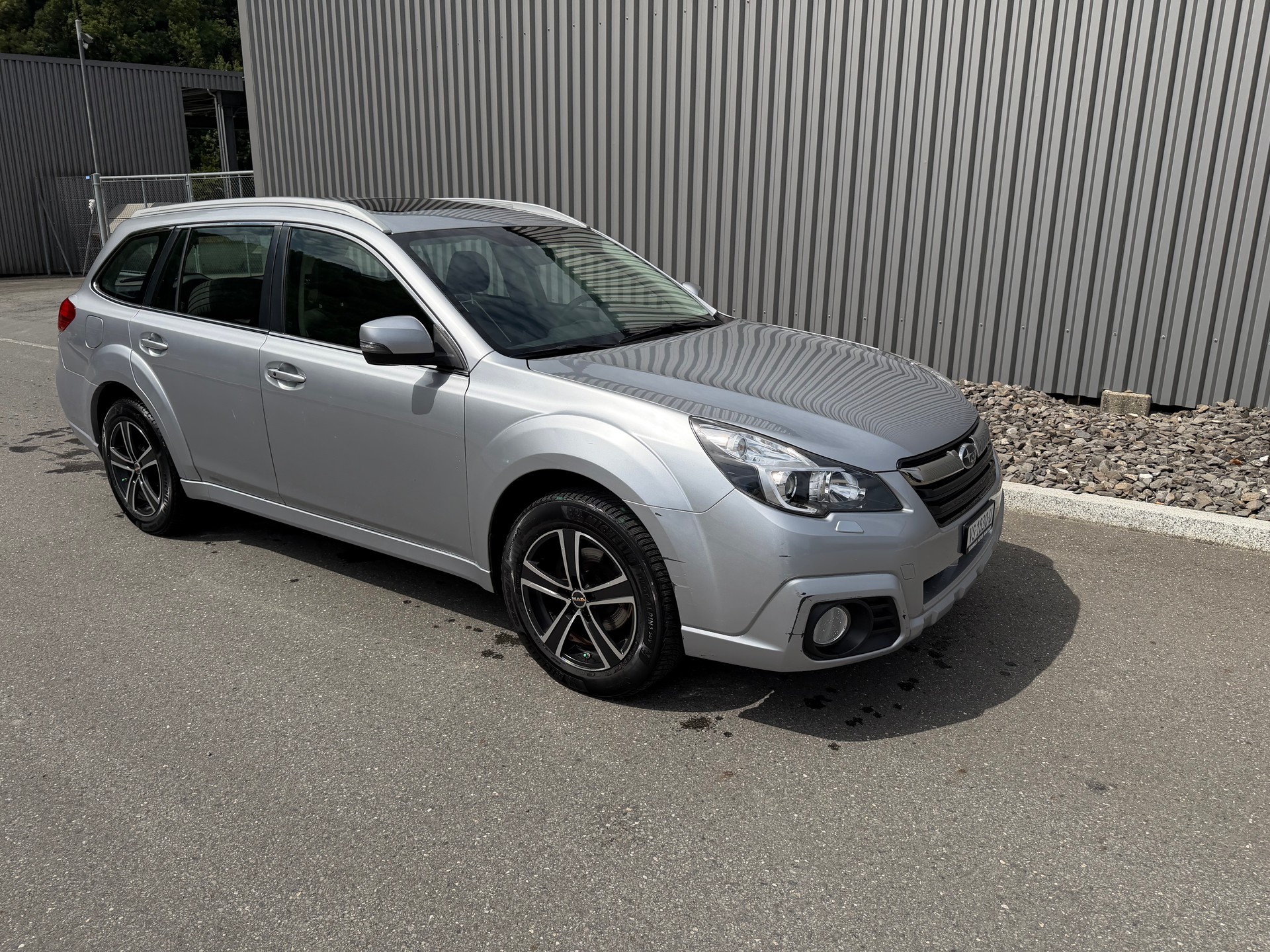 SUBARU Outback 2.5i Limited AWD Lineartronic-image-12