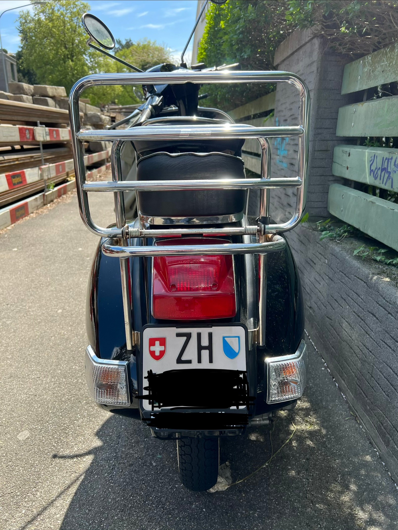 PIAGGIO Vespa PX 125 E Disc-image-3