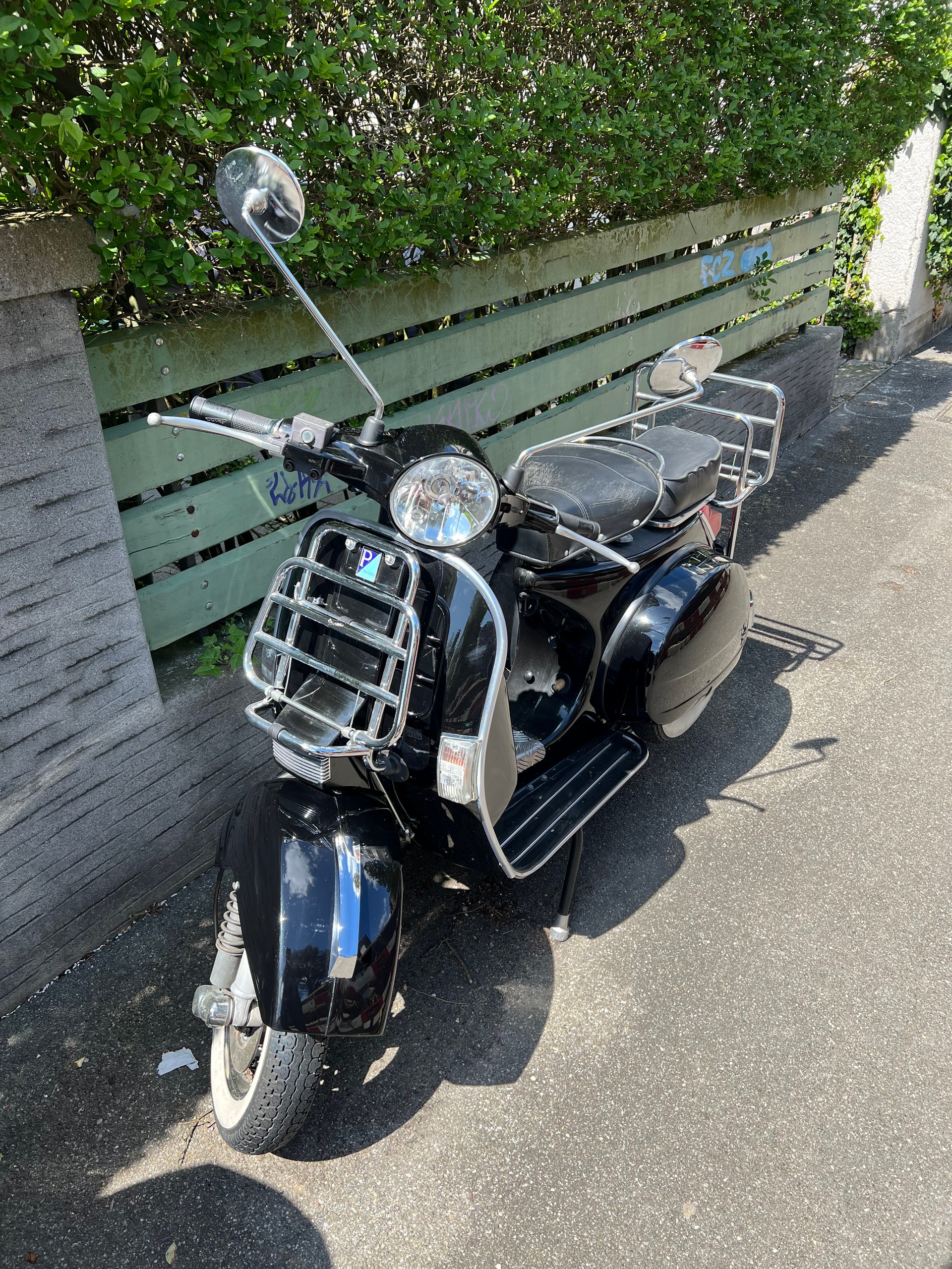 PIAGGIO Vespa PX 125 E Disc-image-1