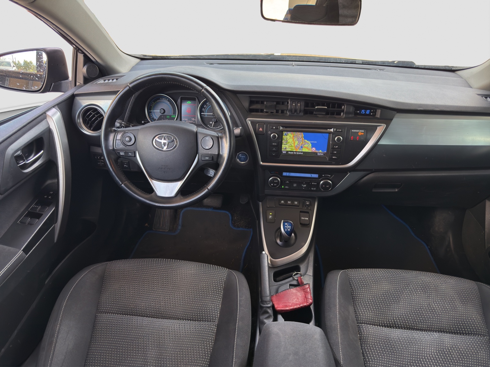 TOYOTA Auris 1.8 16V HSD Linea Sol Premium-image-14