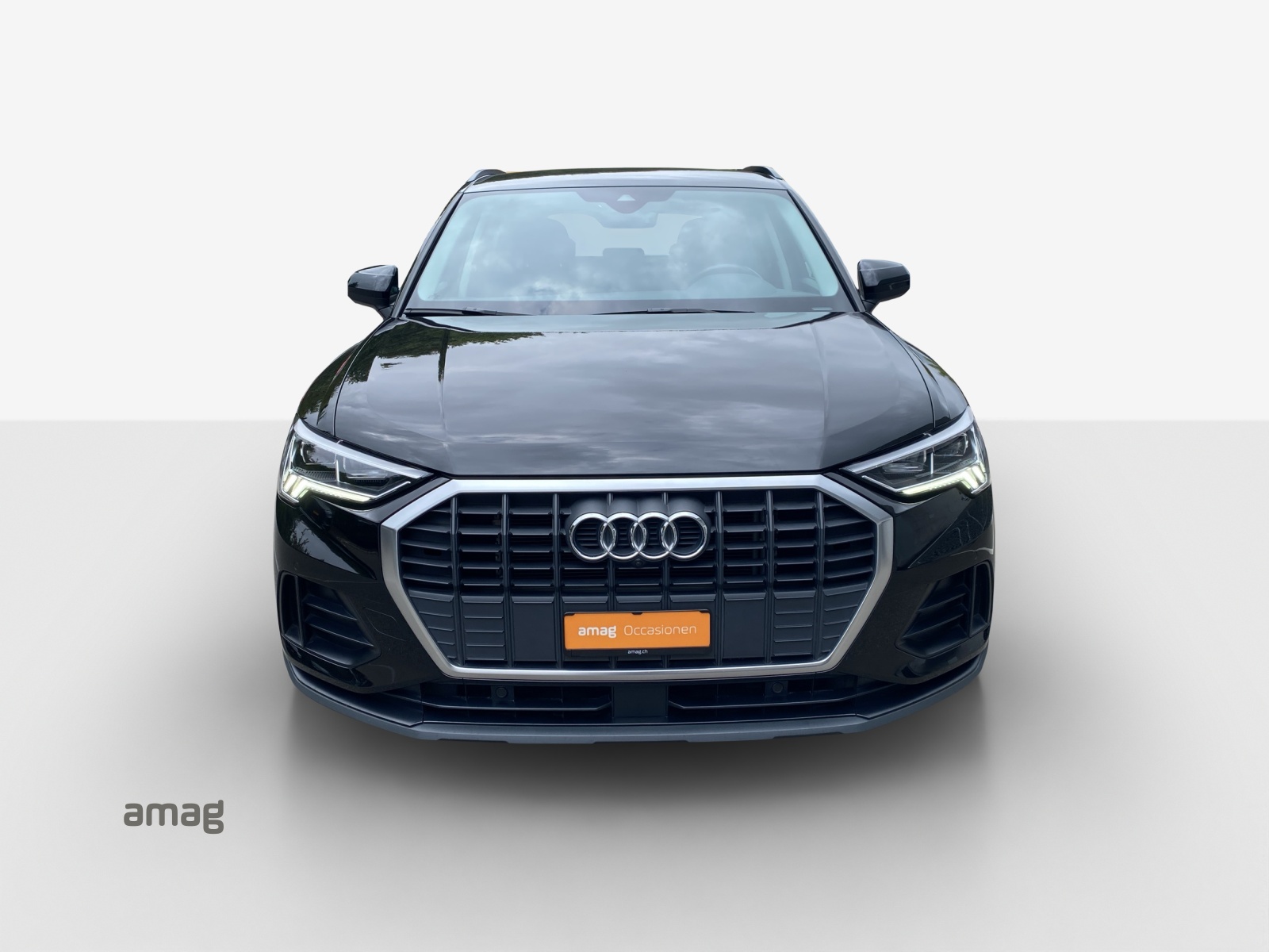 AUDI Q3 35 TFSI Attraction S-tronic-image-6