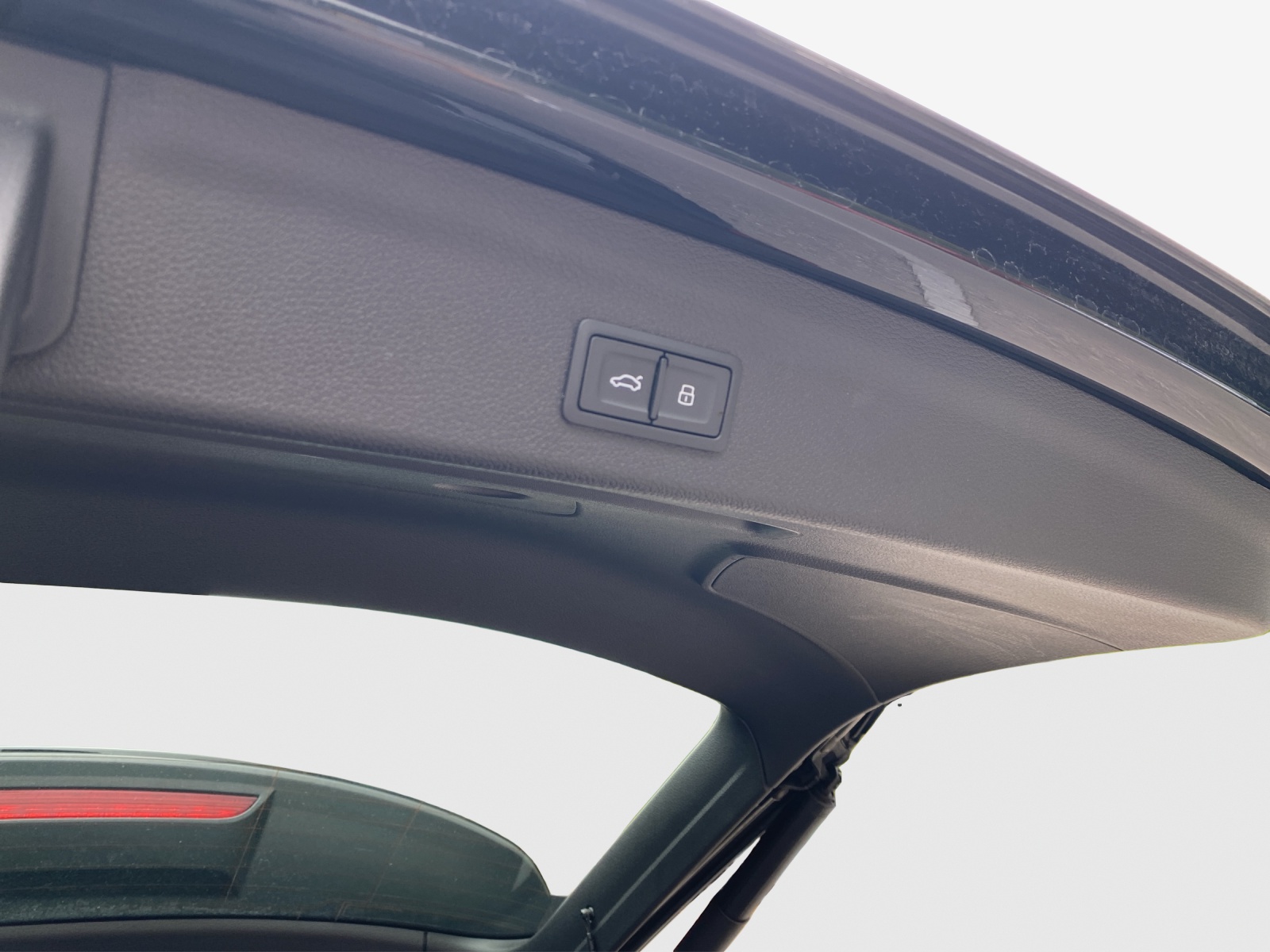 AUDI Q3 35 TFSI Attraction S-tronic-image-13