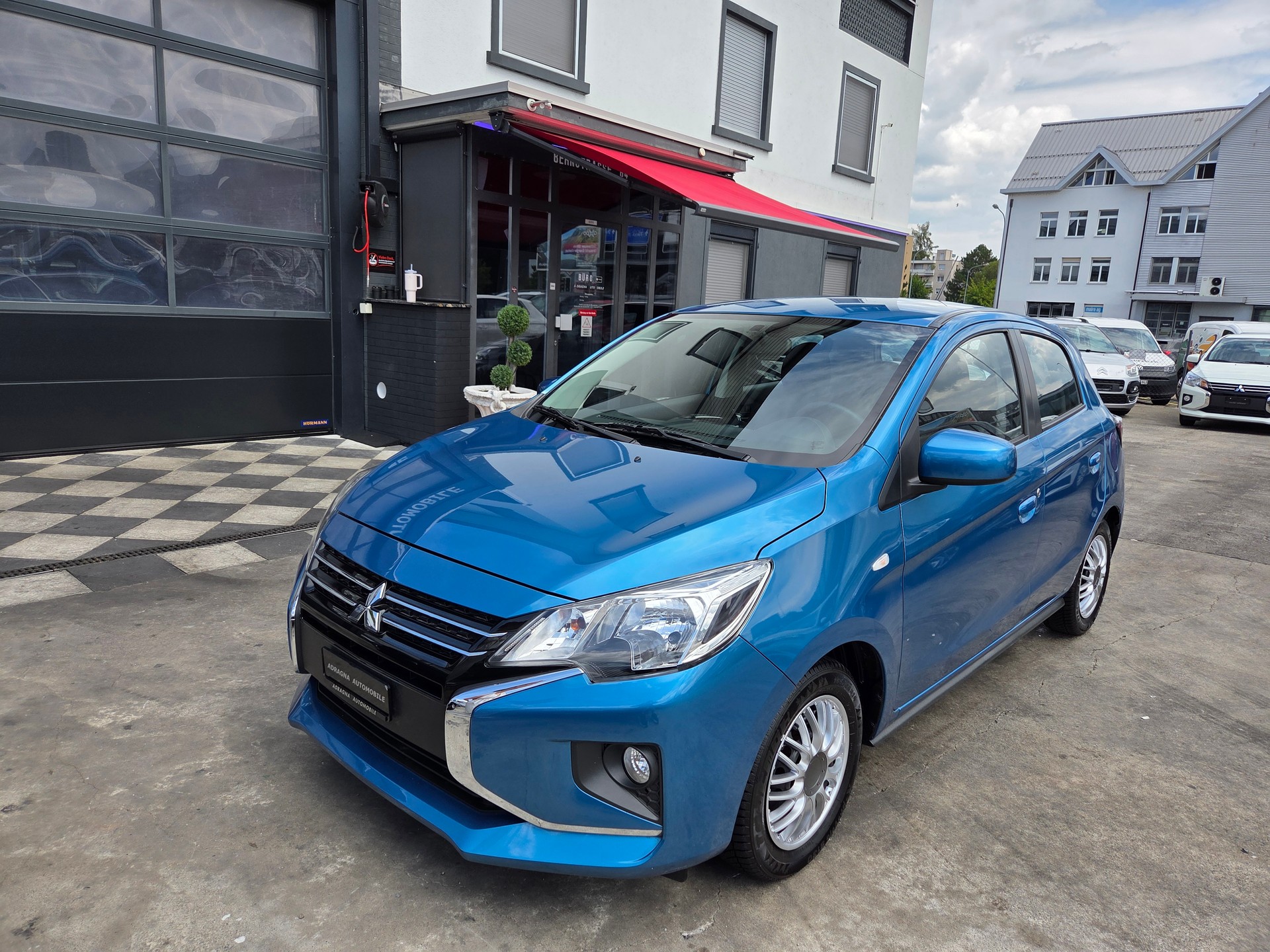 MITSUBISHI Space Star 1.2 CVT Invite-showroom-element-2