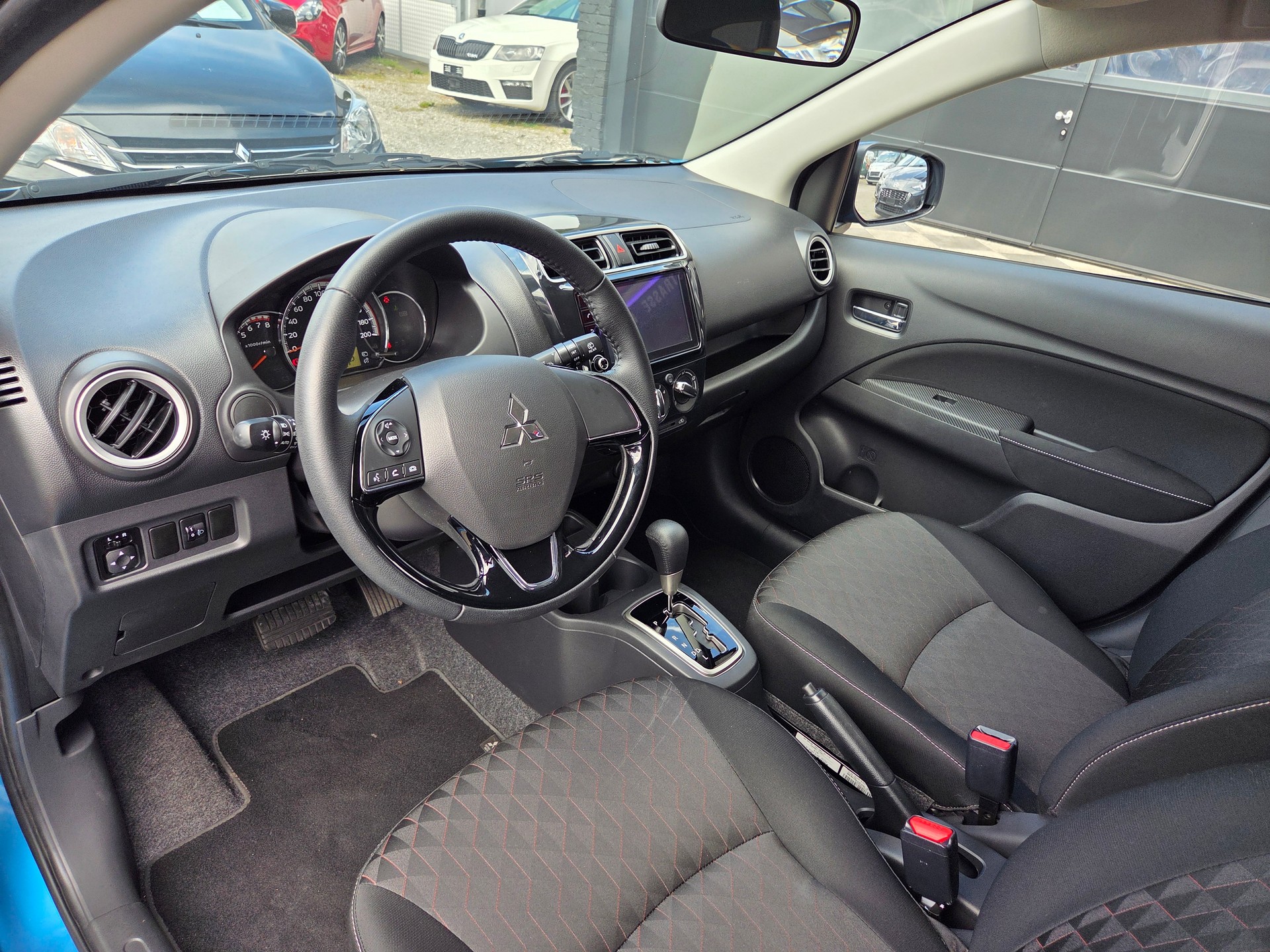 MITSUBISHI Space Star 1.2 CVT Invite-image-11